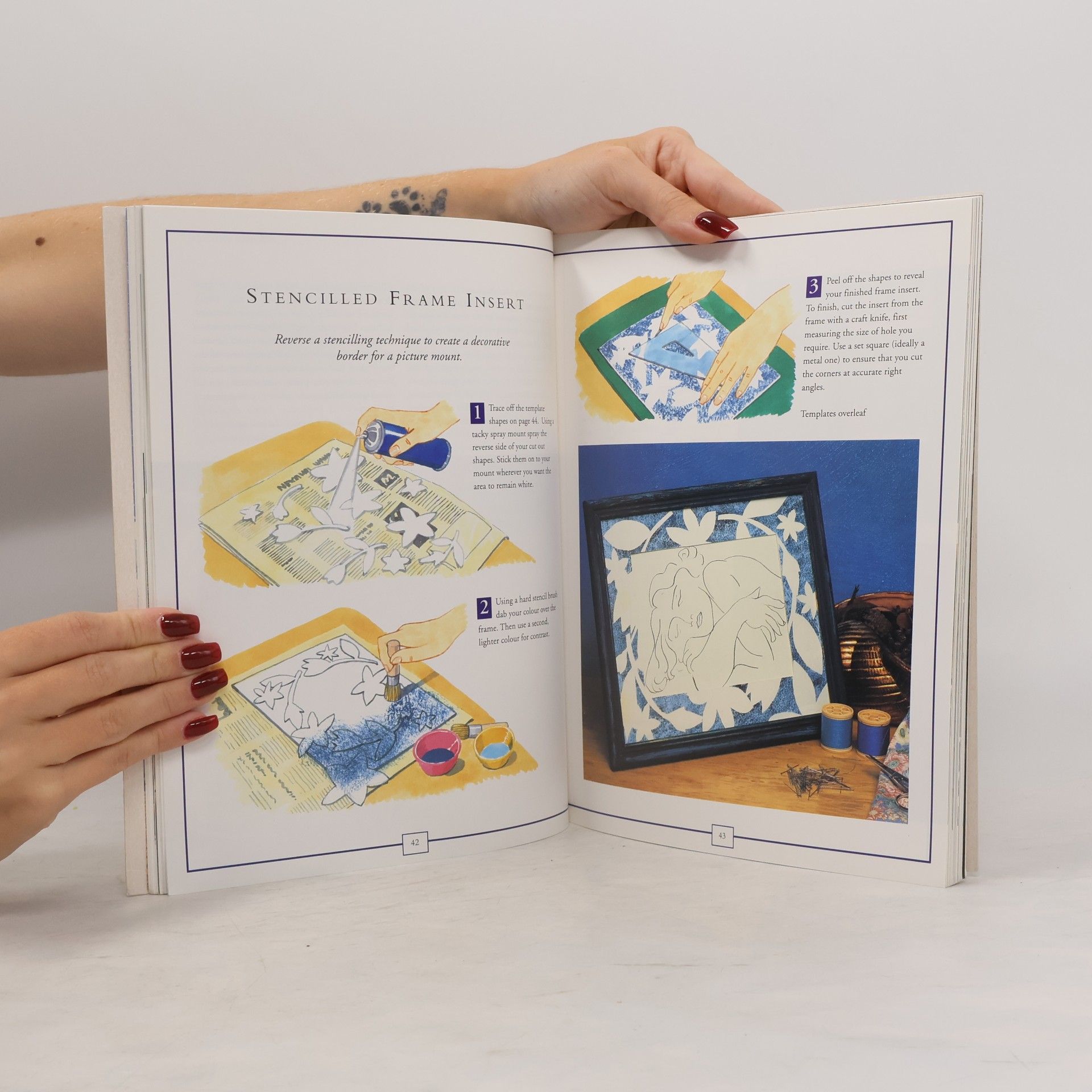 Lynda Burgess Decorating in Blue and White