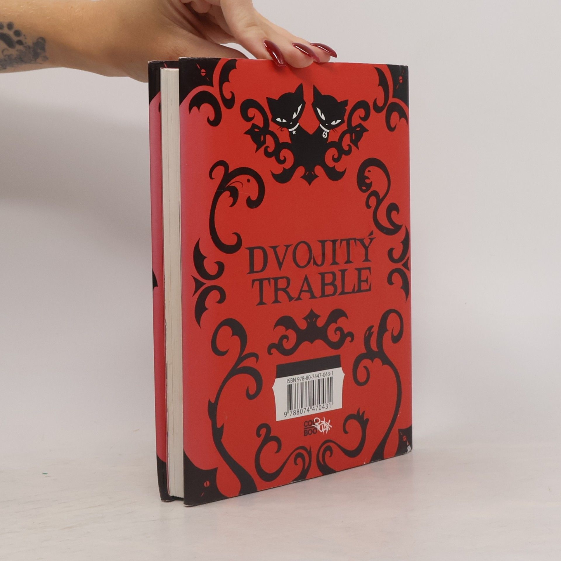 Robert Reger Emily Strange. Divná a divnější