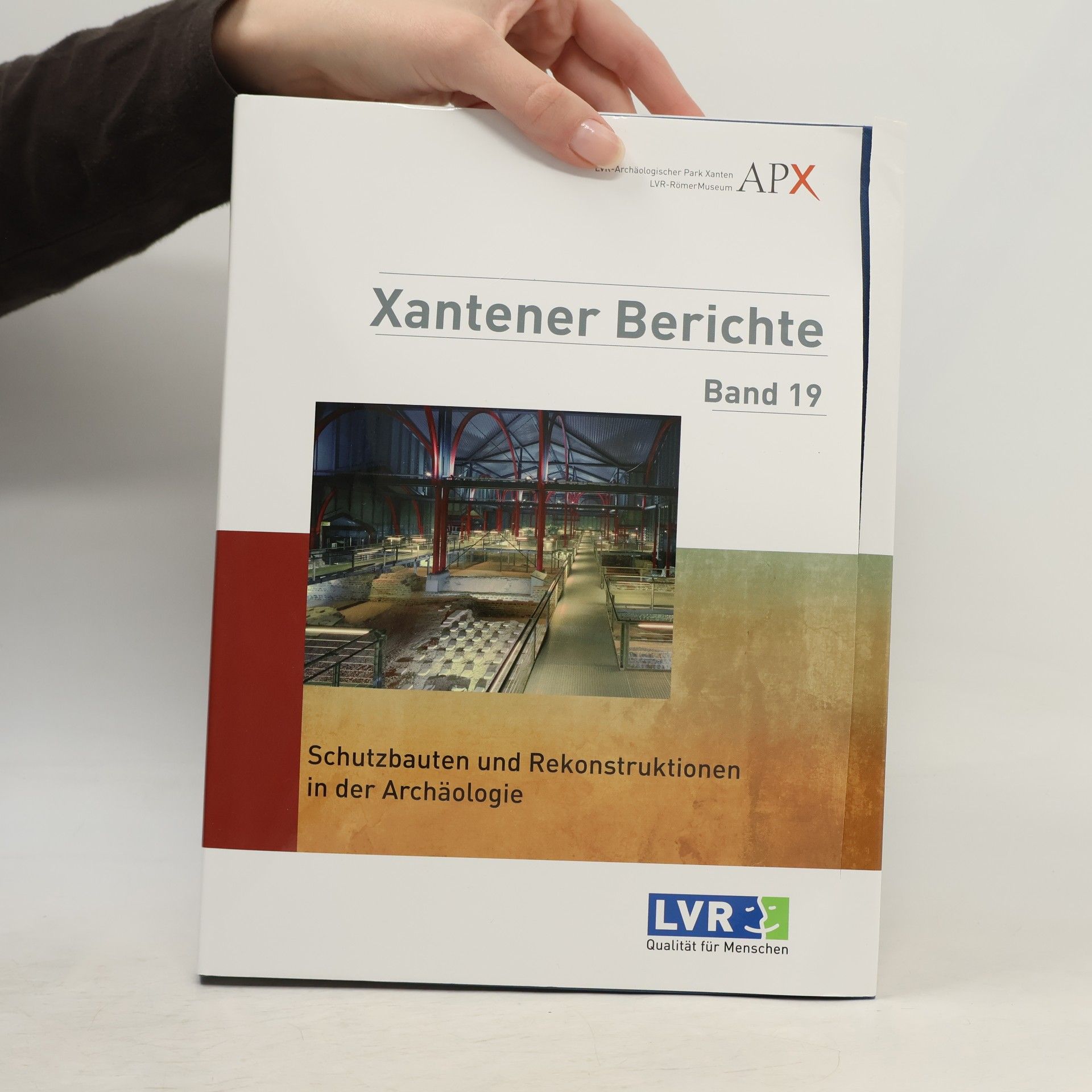 Martin Müller Schutzbauten und Rekonstruktionen in der Archäologie