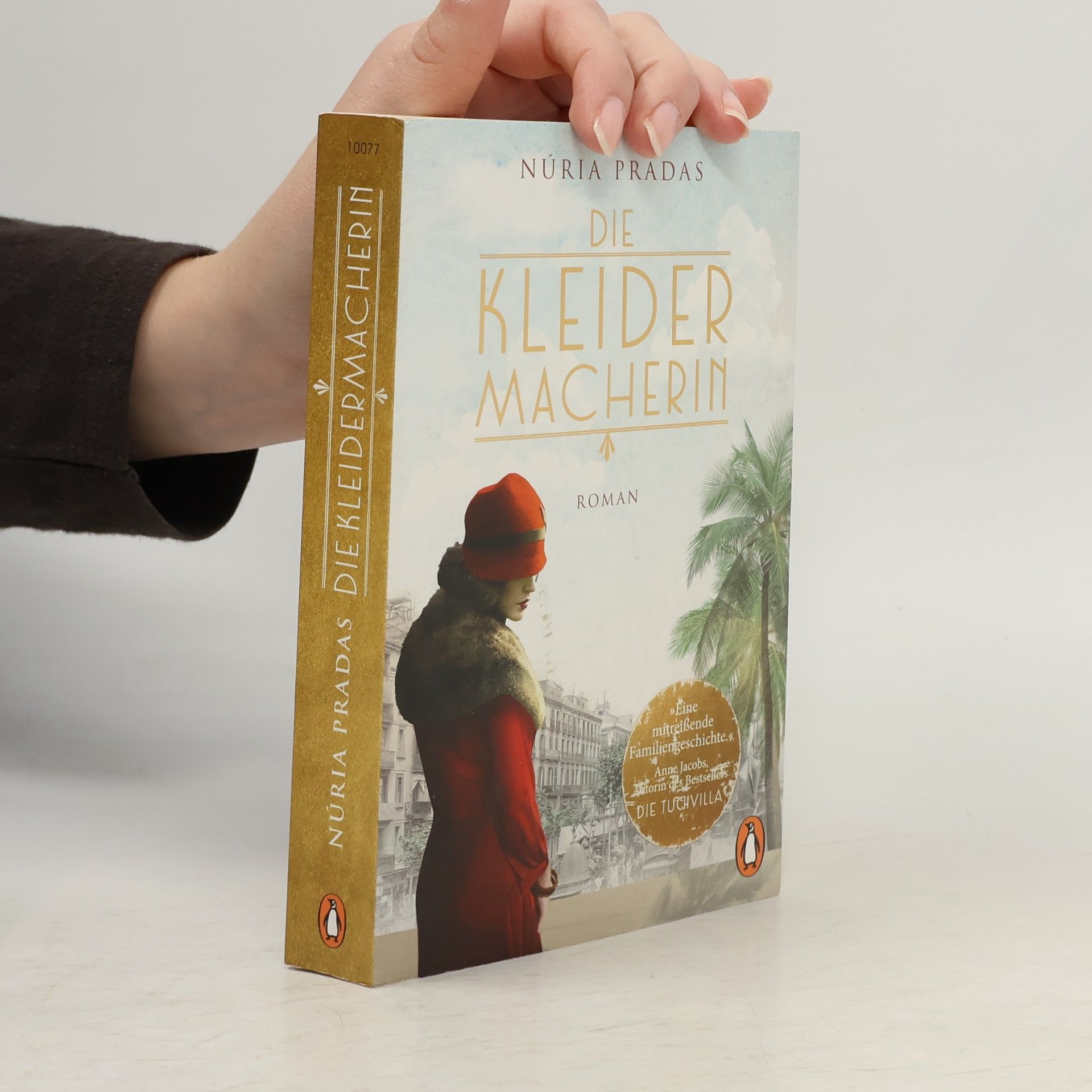 Núria Pradas Die Kleidermacherin