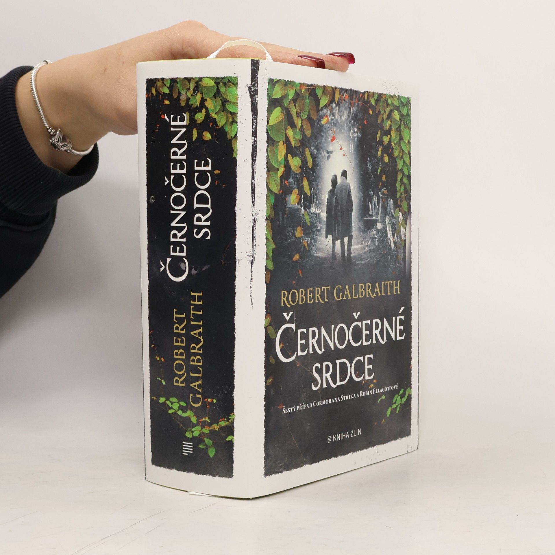 J. K. Rowling Černočerné srdce