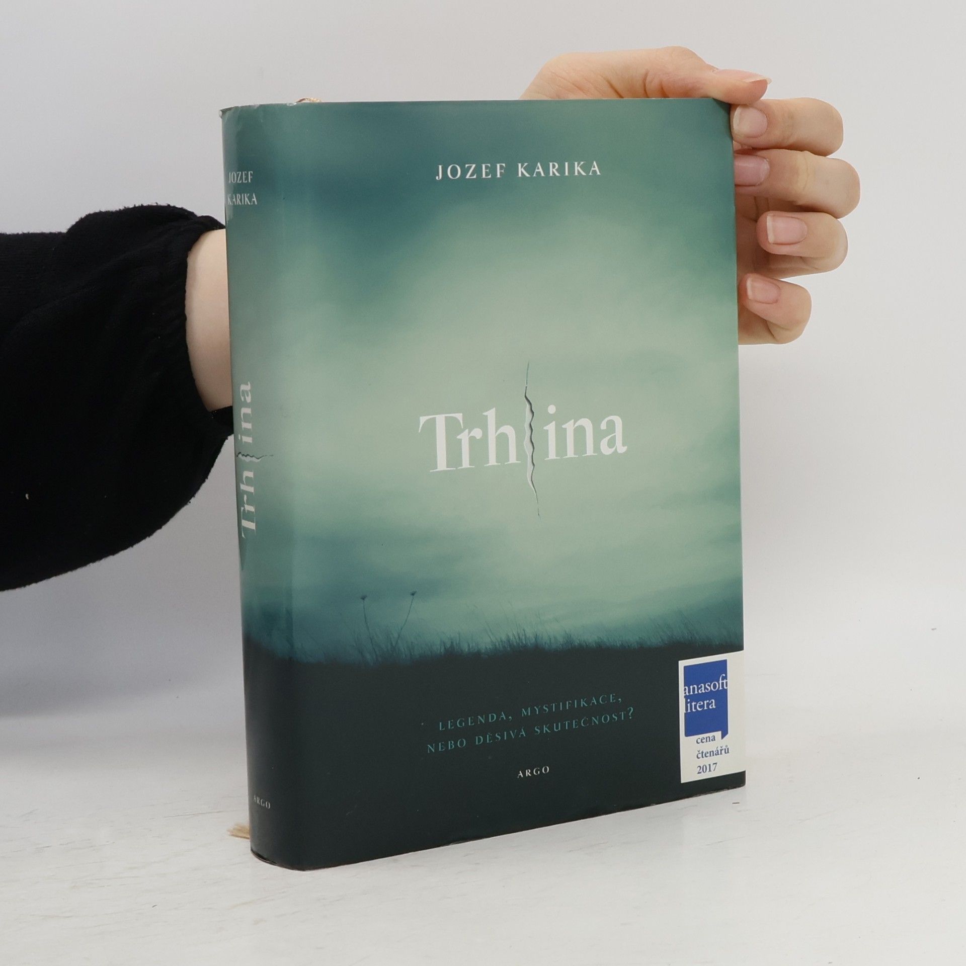 Jozef Karika Trhlina