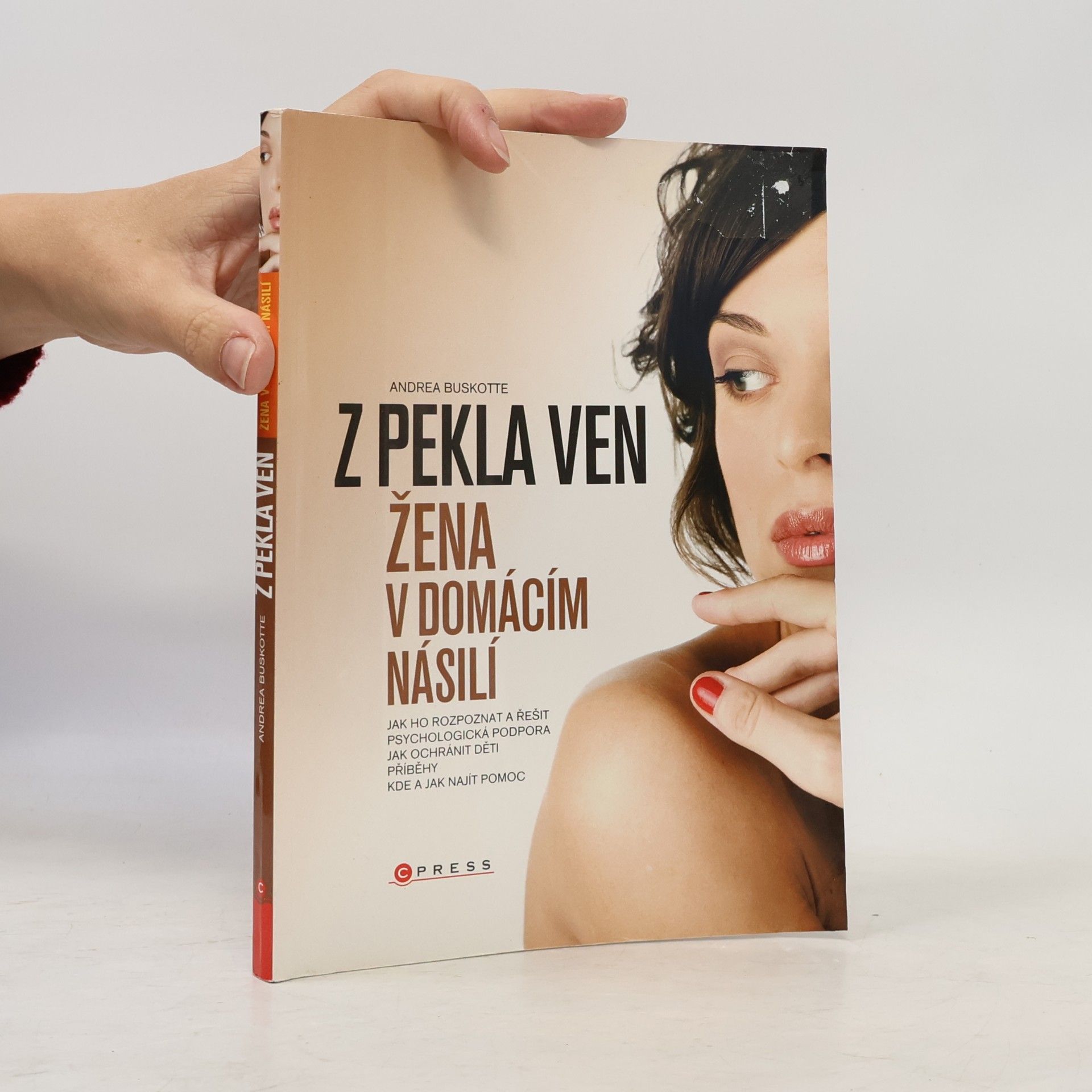Andrea Buskotte Z pekla ven