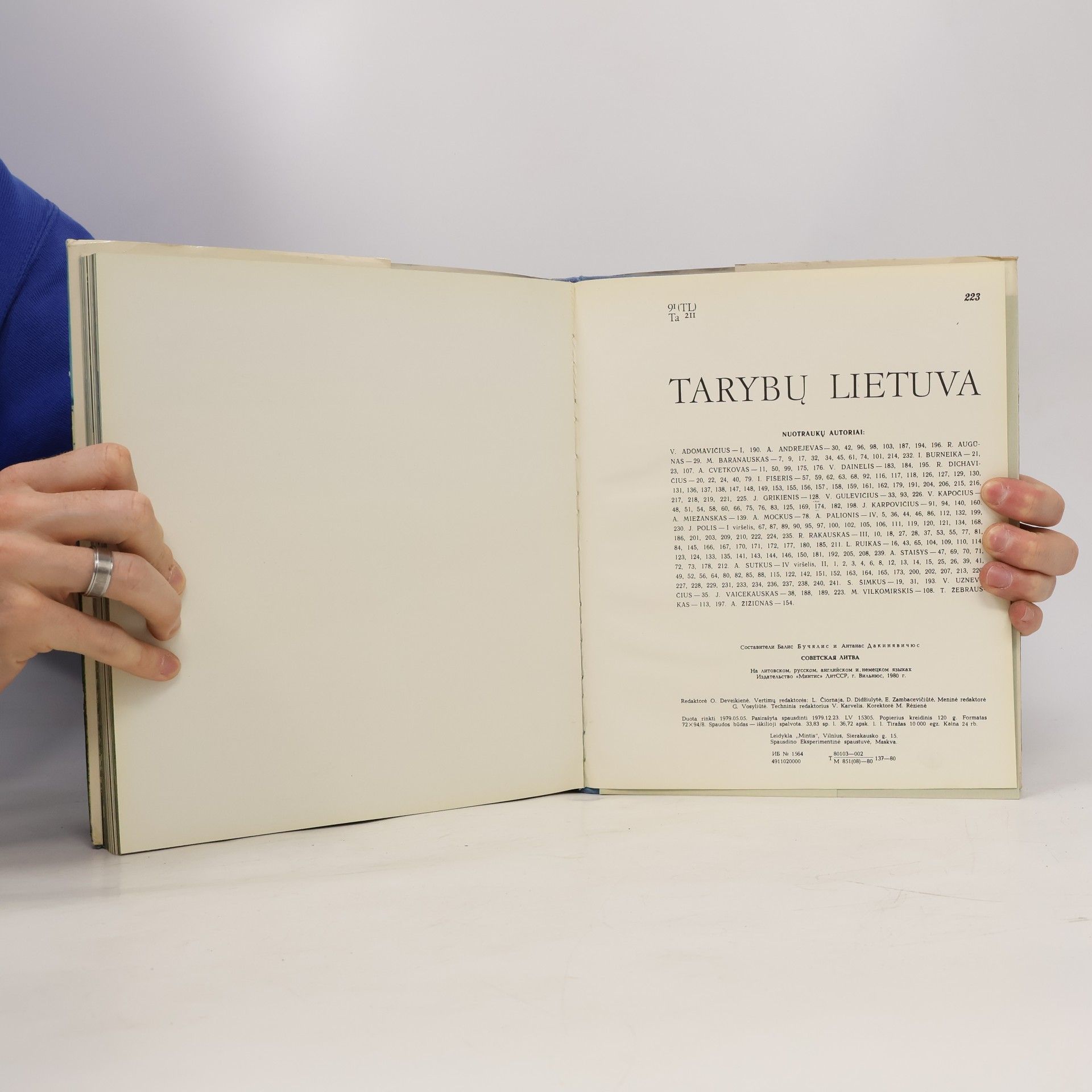 Autorenkollektiv Tarybu Lietuva
