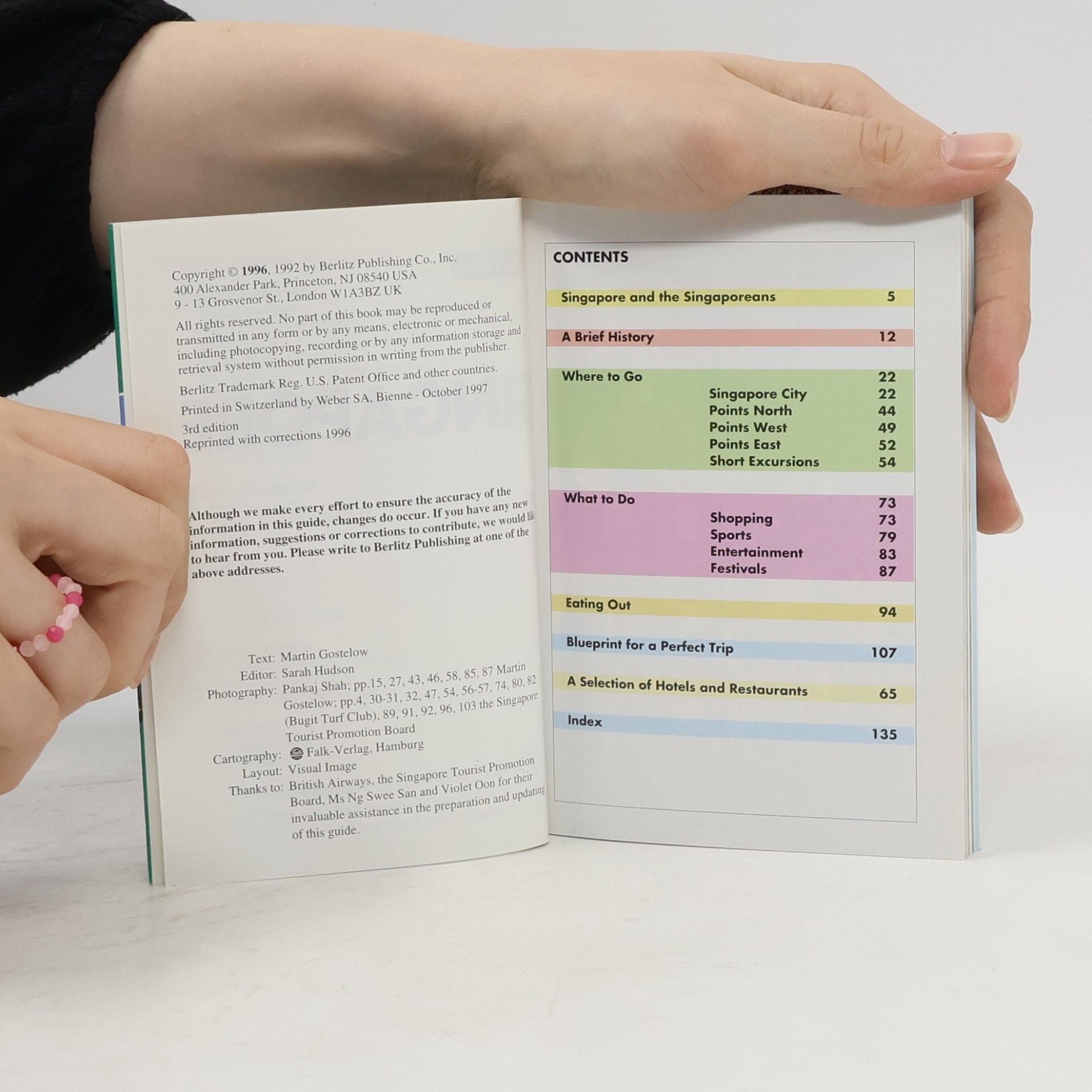Sarah Hudson Berlitz Singapore Pocket Guide