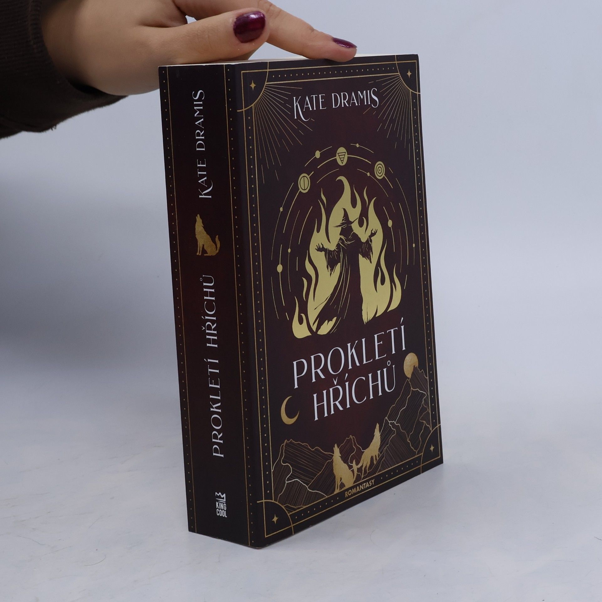 Kate Dramis Prokletí hříchů