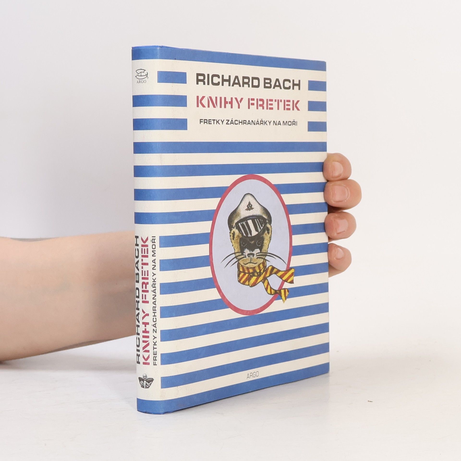 Richard Bach Fretky záchranářky na moři