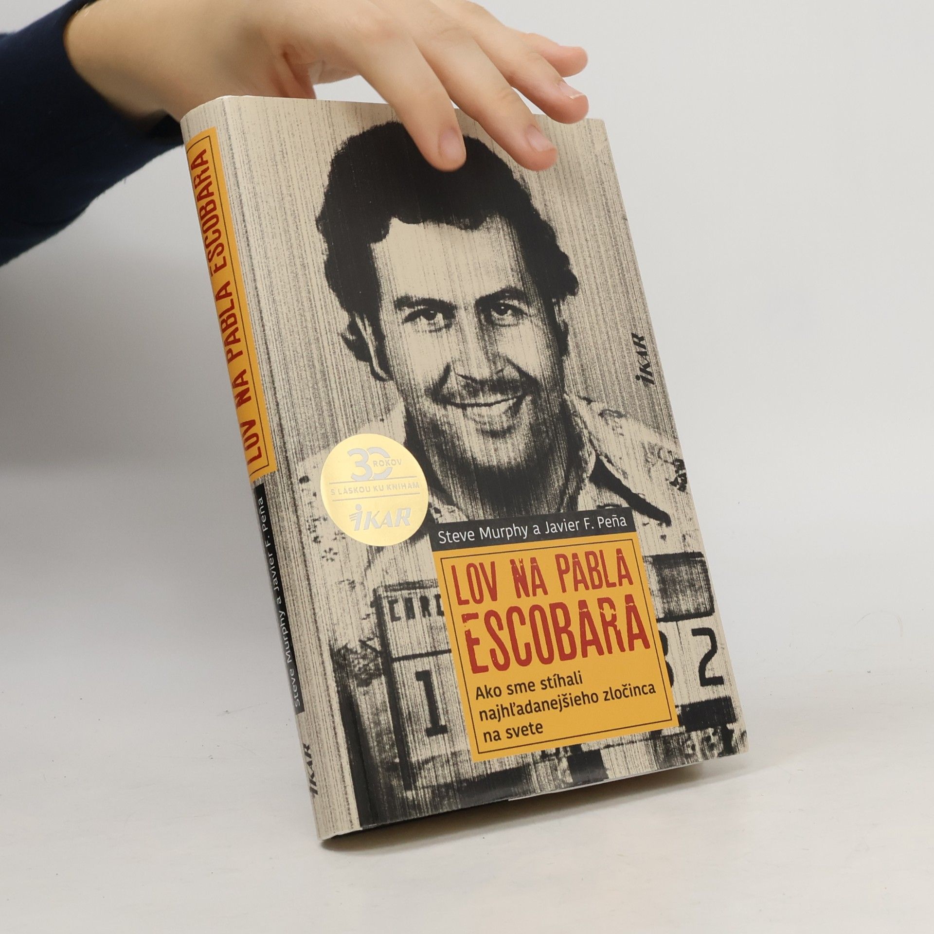 Javier F. Peña Lov na Pabla Escobara