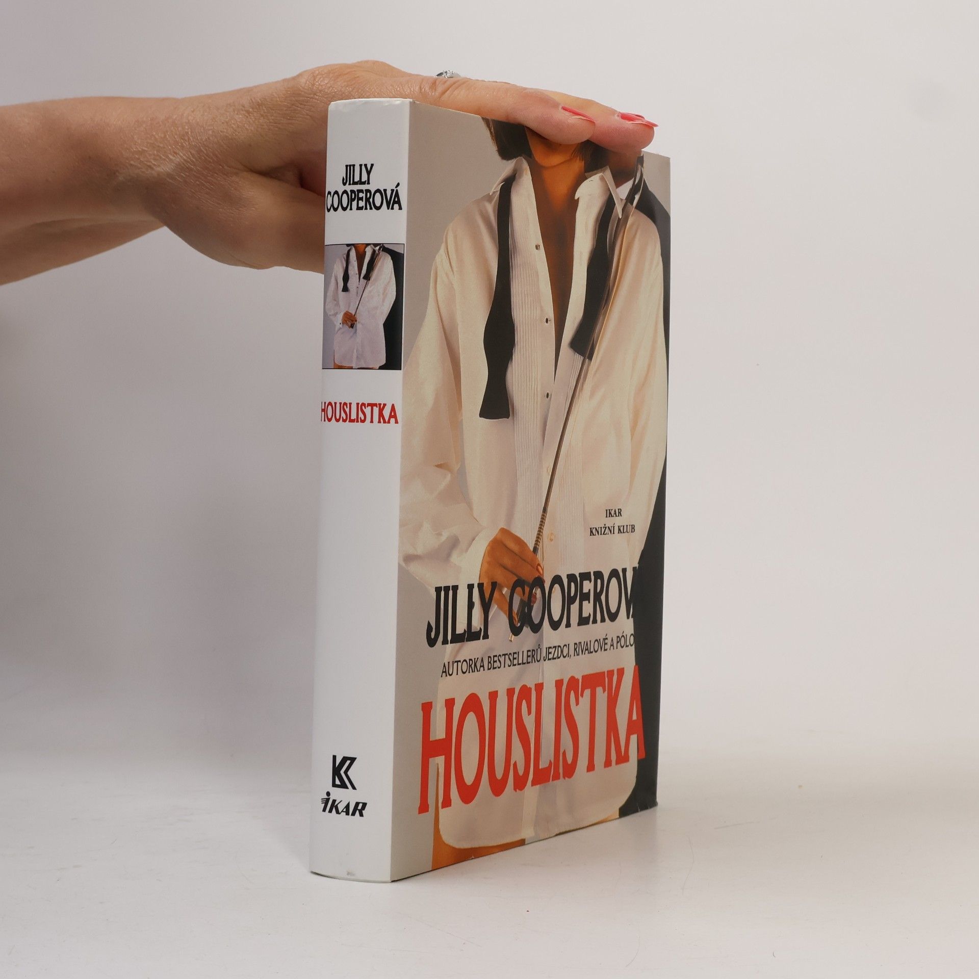 Jilly Cooper Houslistka