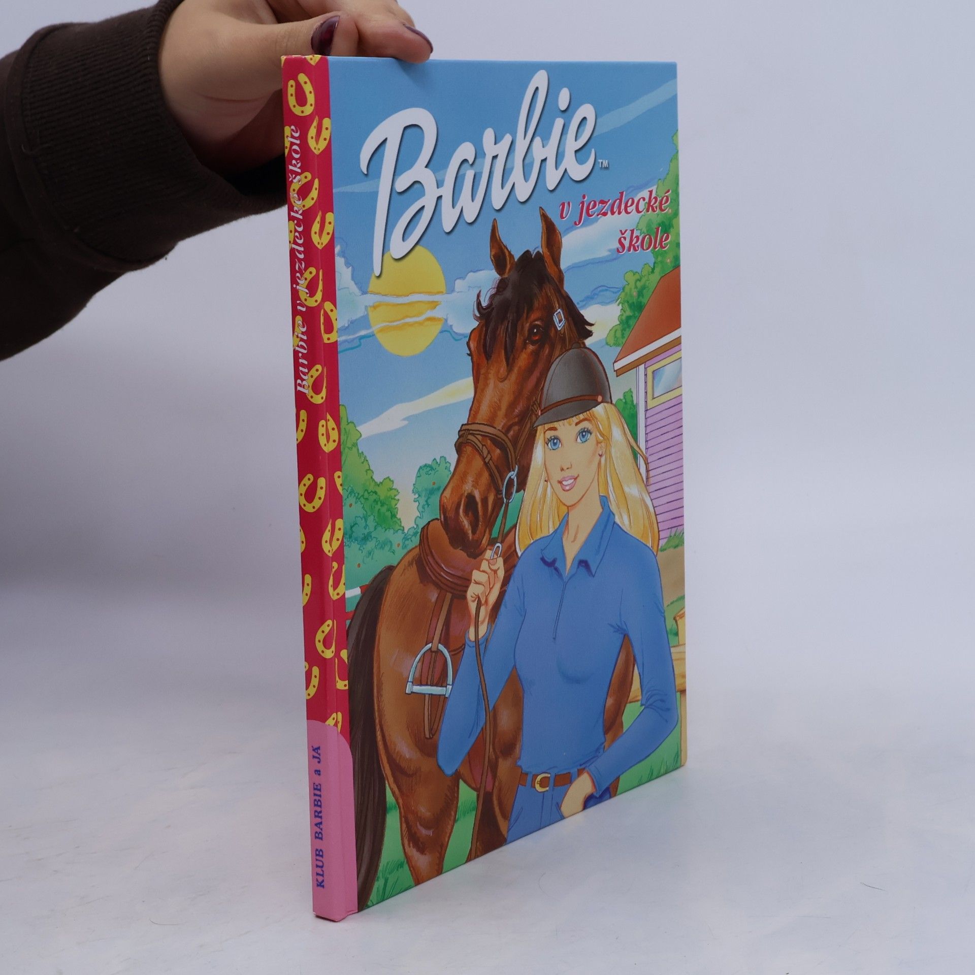 Kolektiv autorů Barbie v jezdecké škole