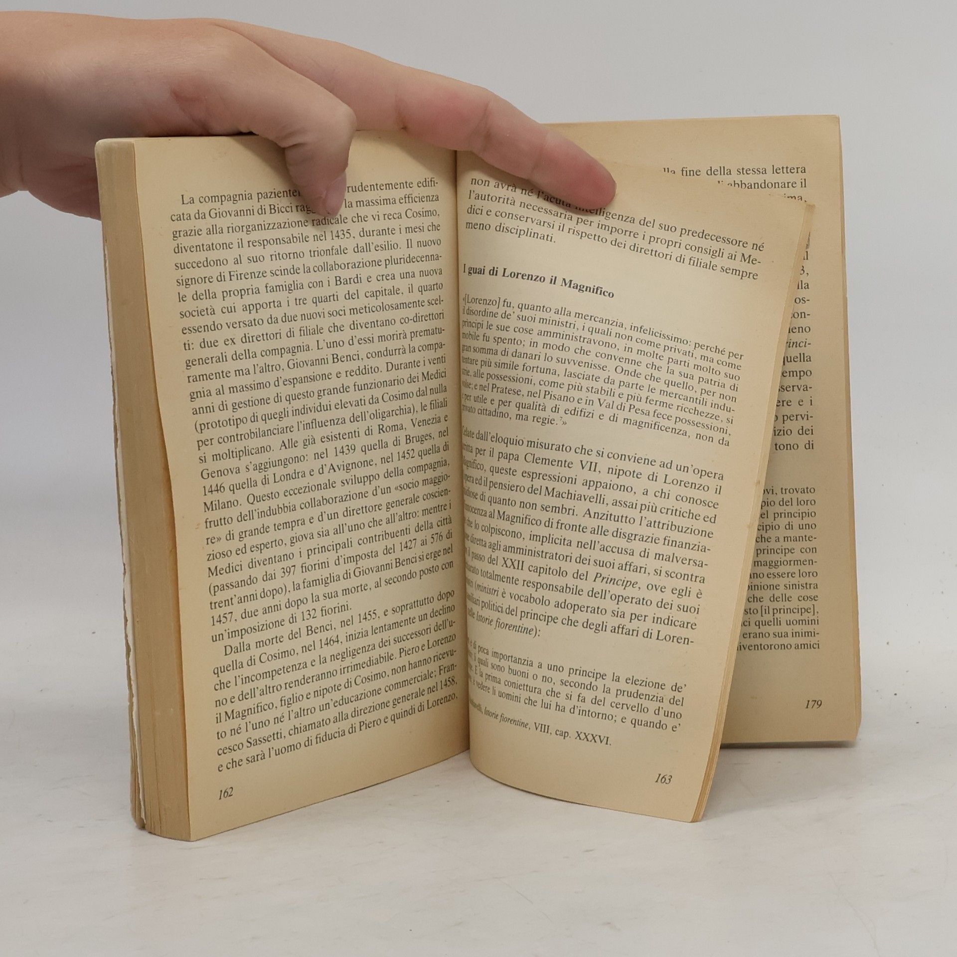Paul Larivaille Biblioteca Universale Rizzoli. La vita quotidiana in Italia ai tempi di Machiavelli