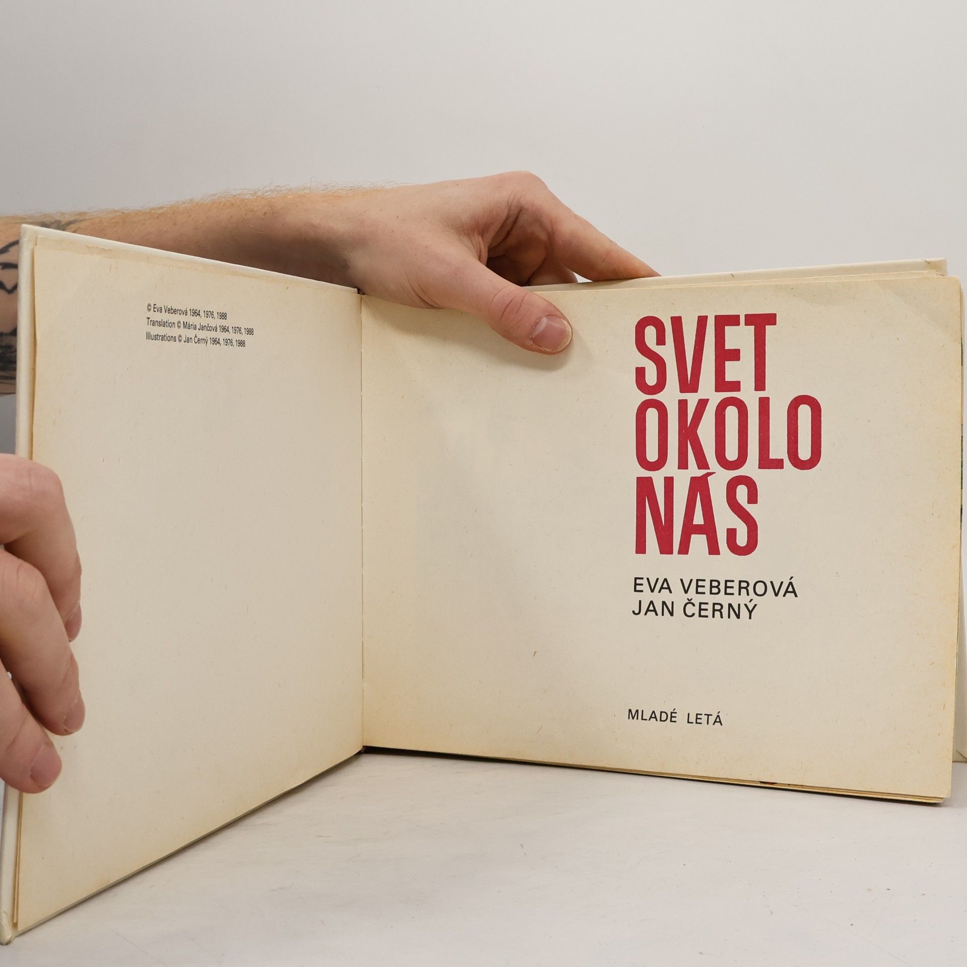 Eva Veberová Svet okolo nás