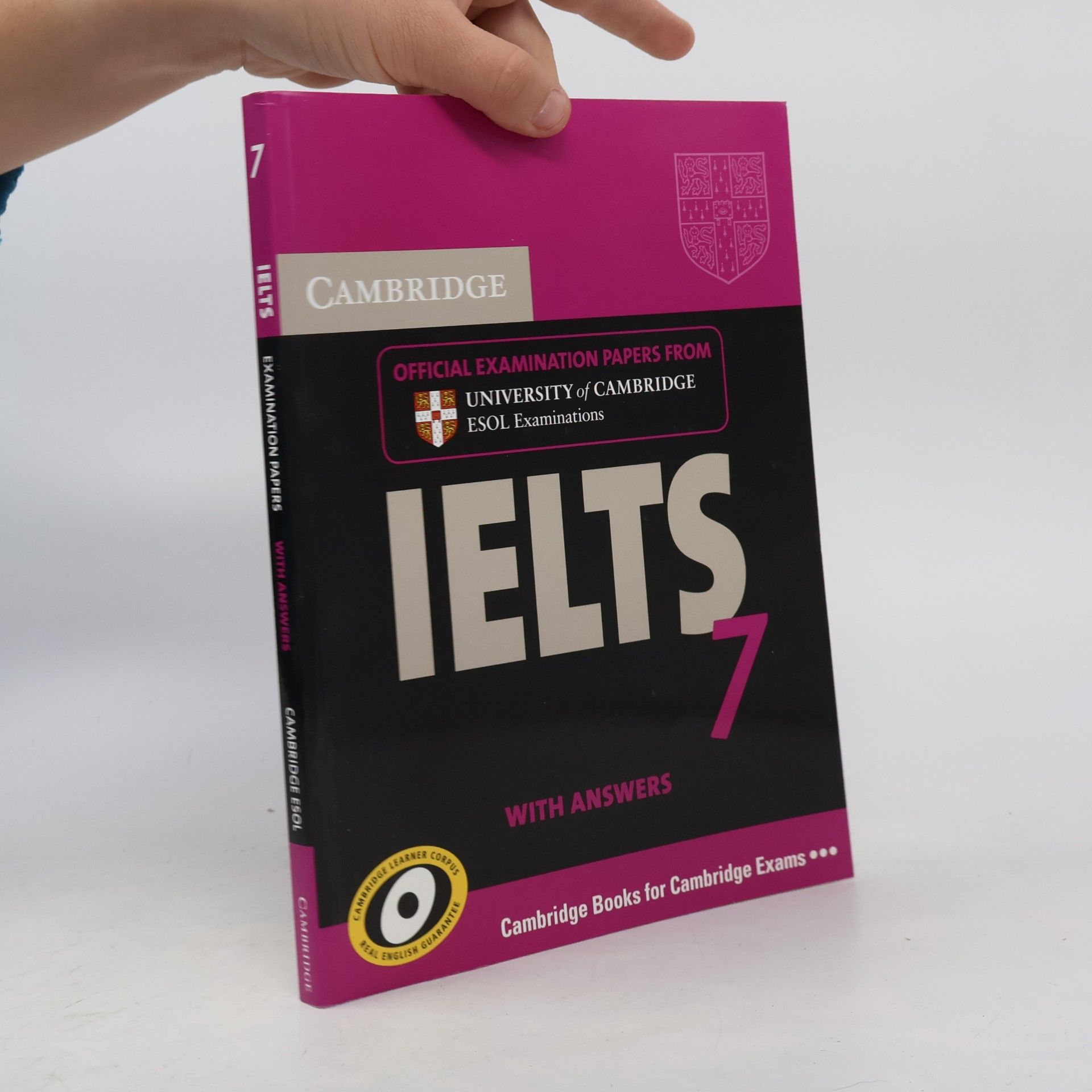 Cambridge IELTS 7 Student's Book with Answers