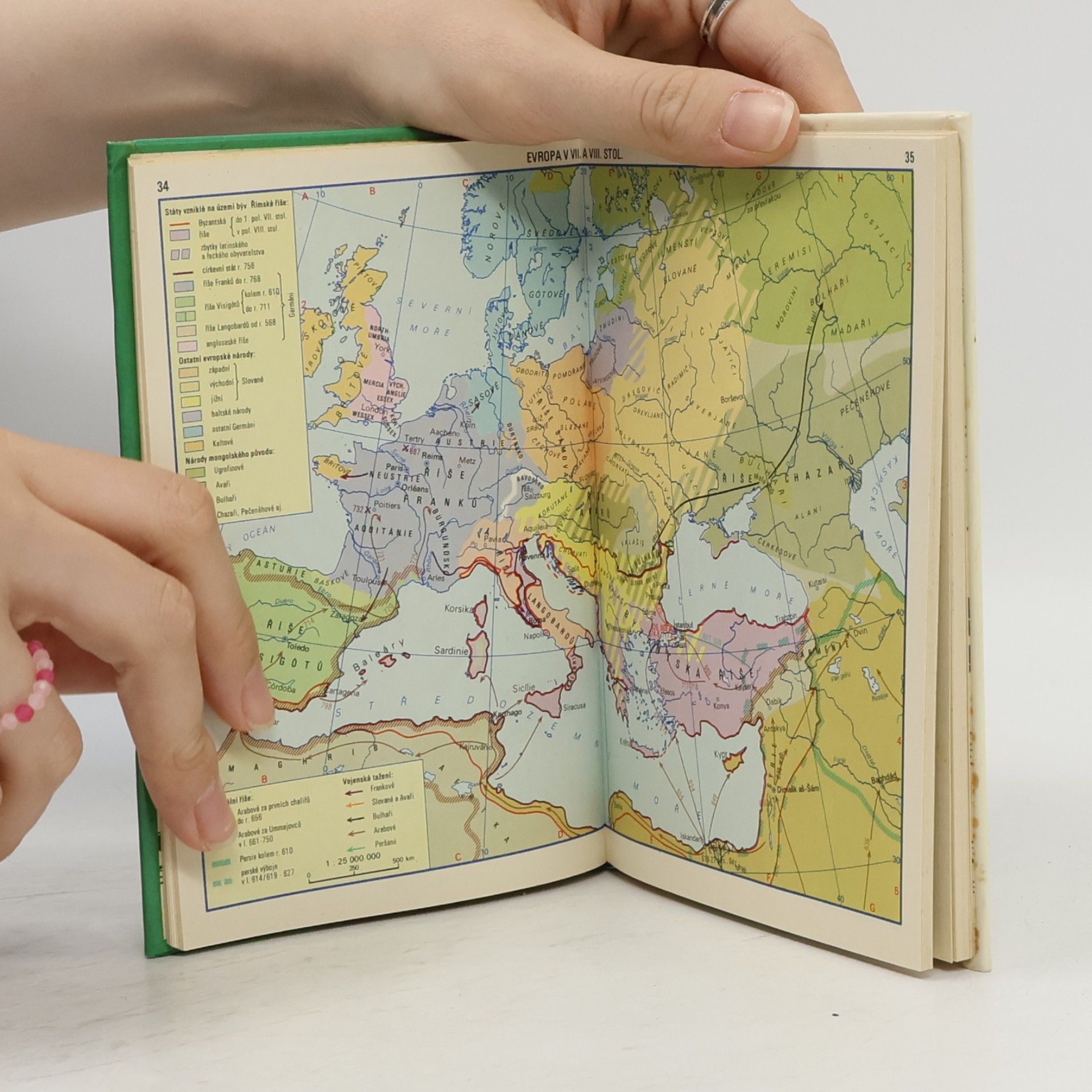Kolektiv autorů Kapesní atlas světových dějin 1. díl