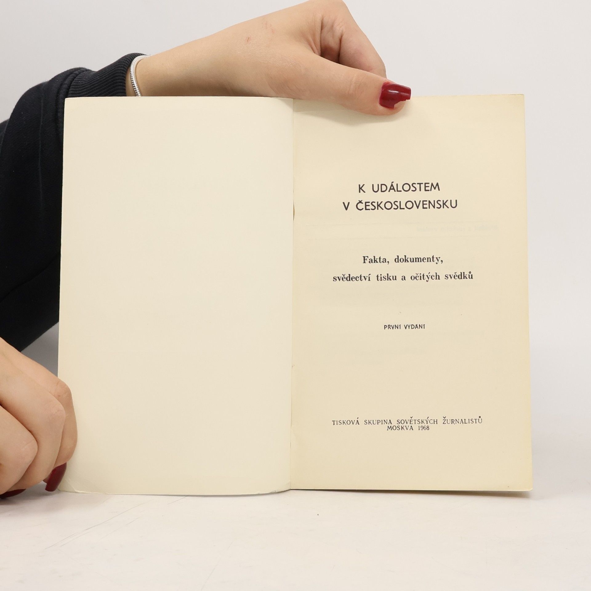 Autorenkollektiv K událostem v Československu