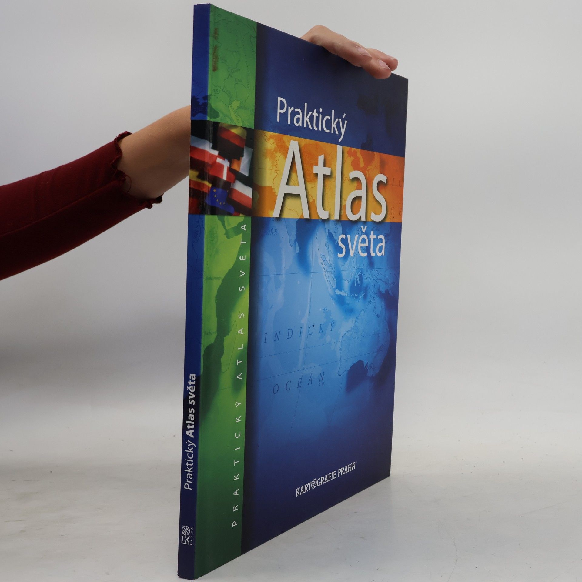 kolektiv Praktický atlas světa