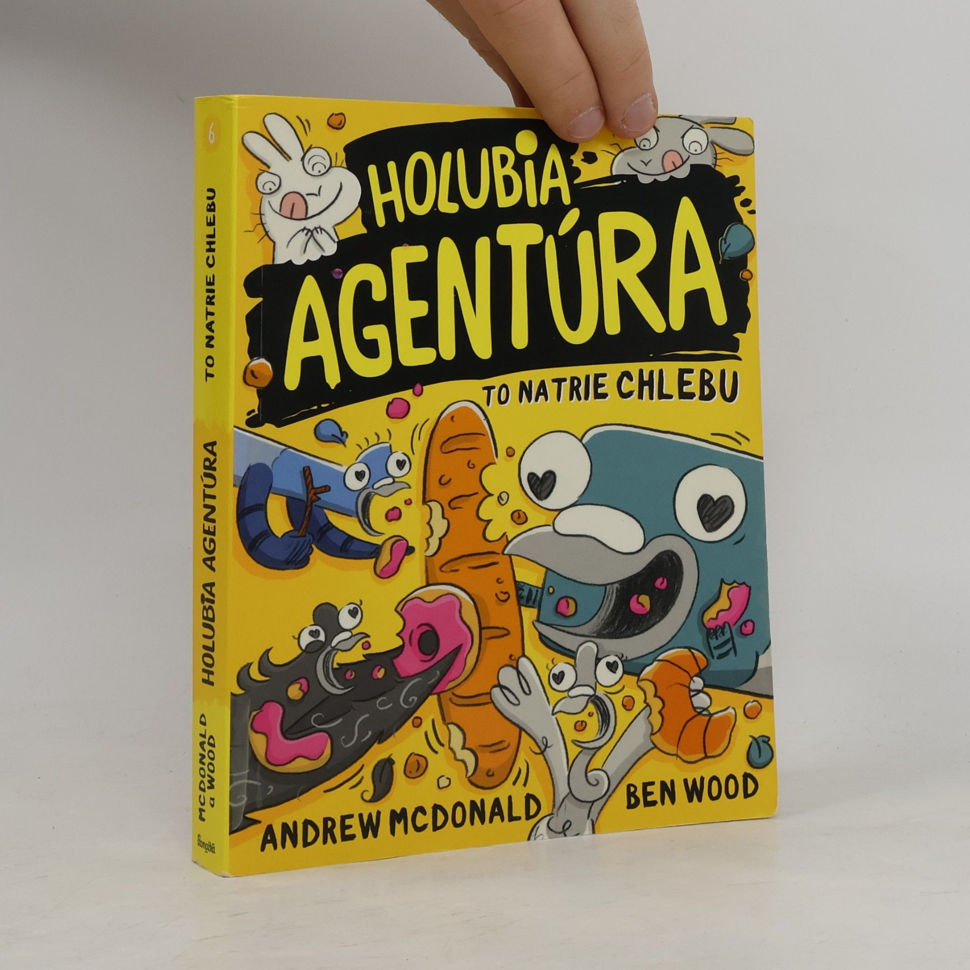 Andrew McDonald Holubia agentúra to natrie chlebu