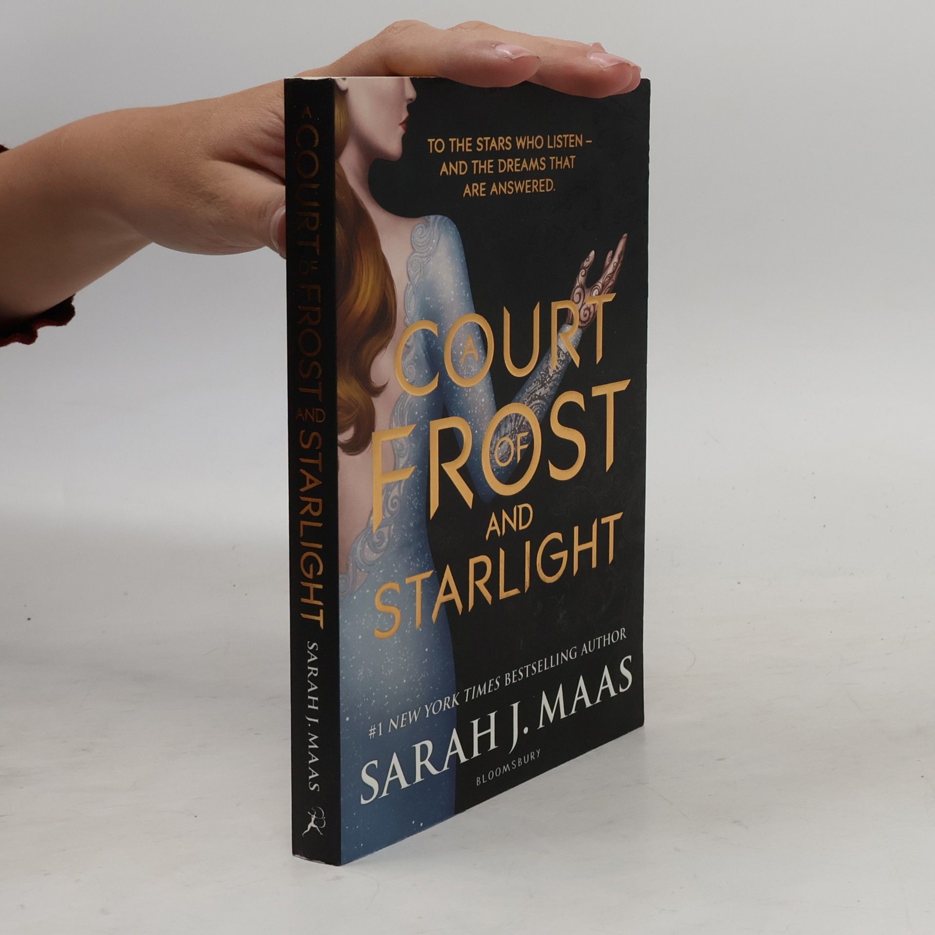 Sarah J. Maas A Court of Frost and Starlight