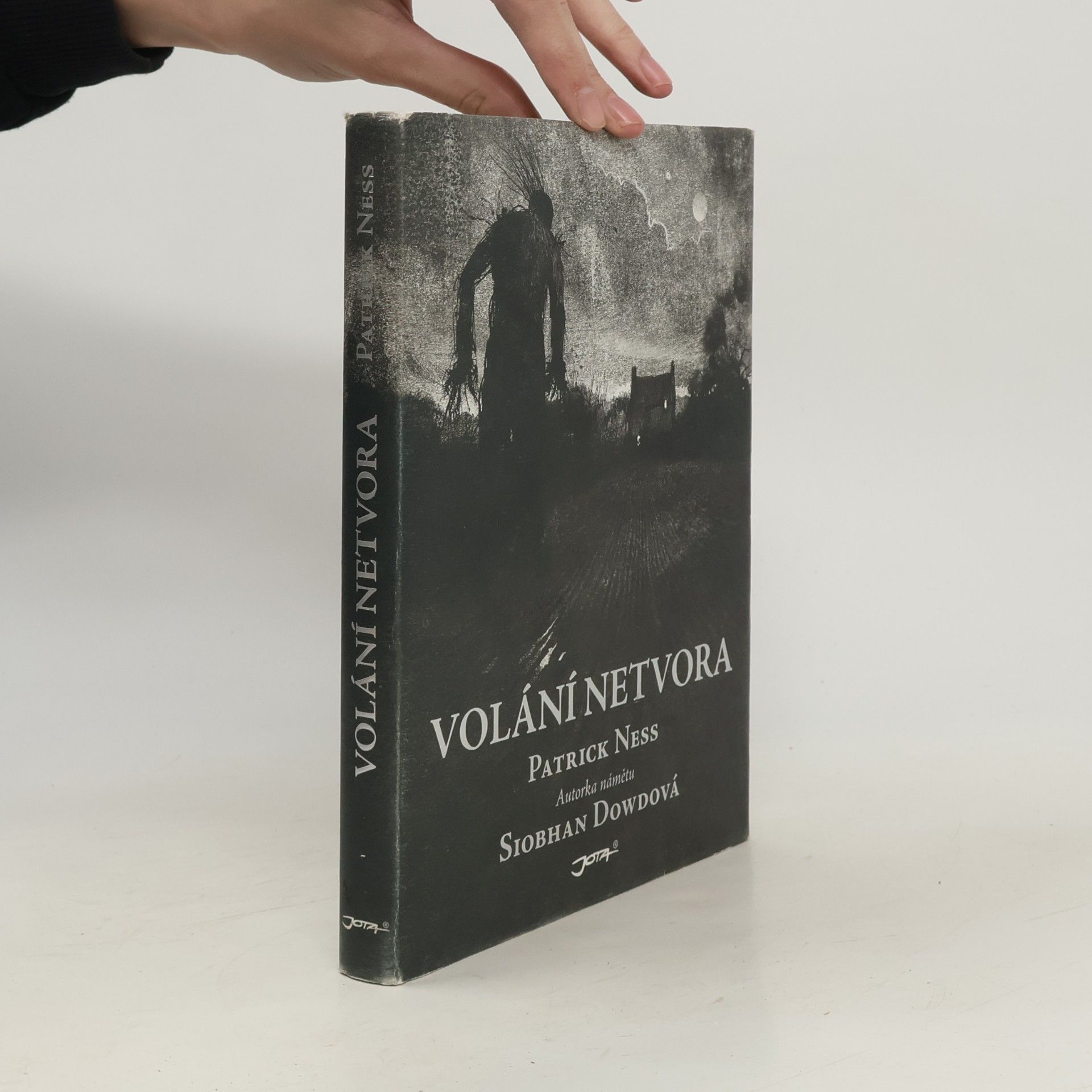 Patrick Ness Volání netvora