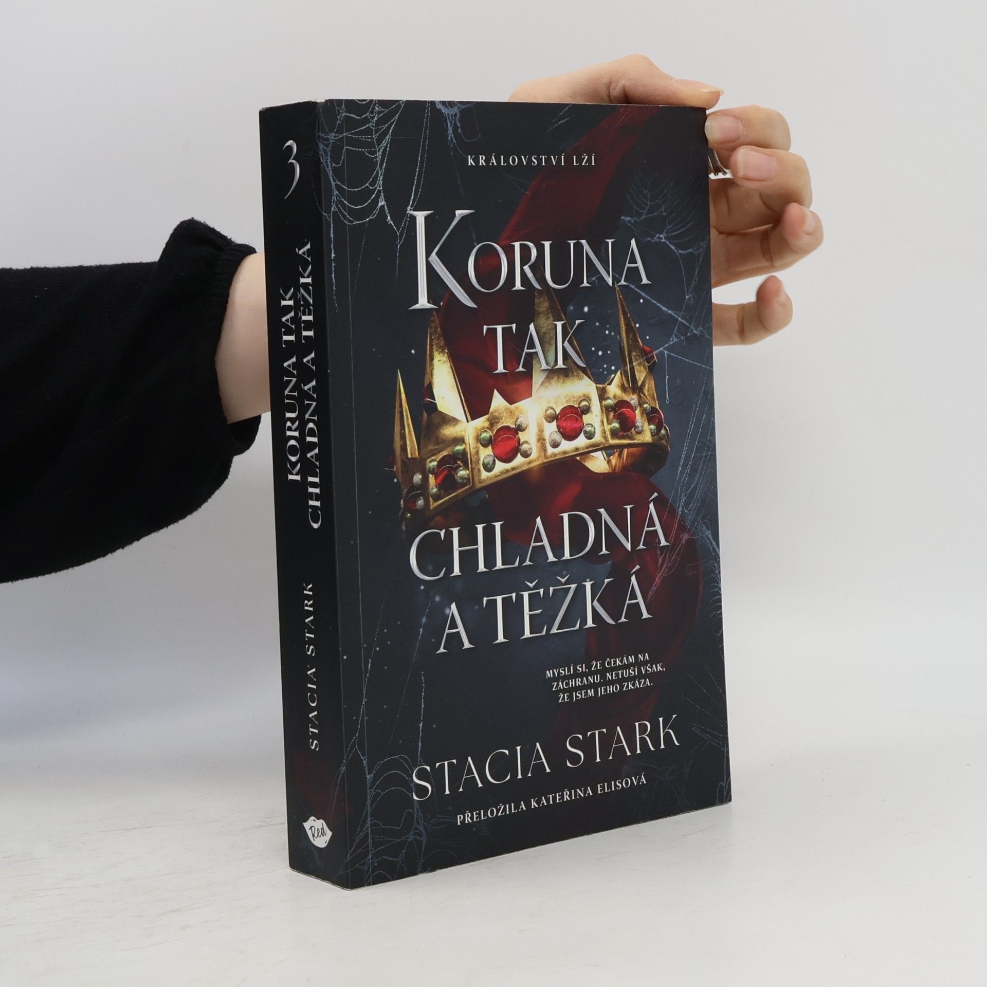 Koruna tak chladná a těžká