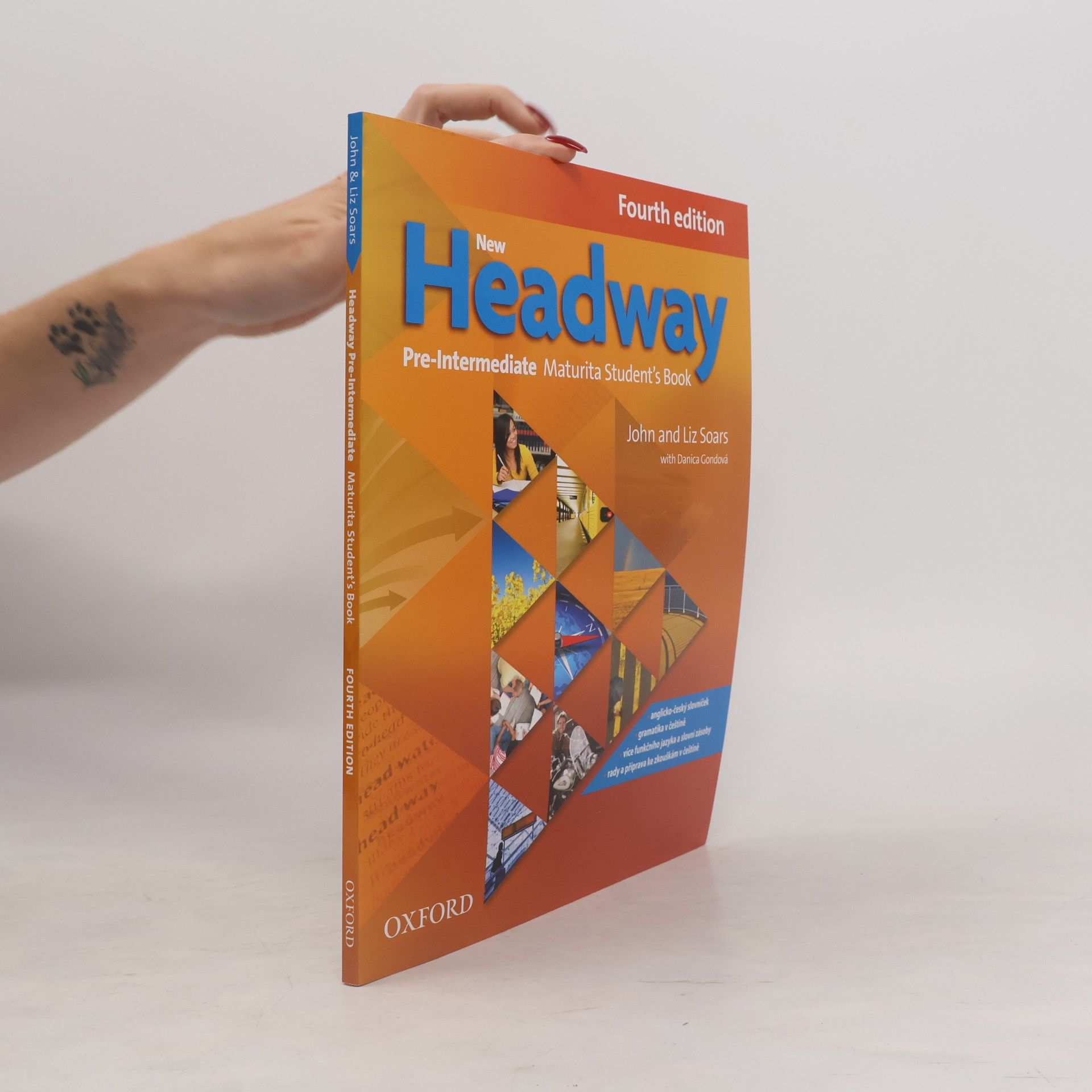Liz Soars New Headway 4th edition Pre-Intermediate Maturita Student´s book (česká edice)