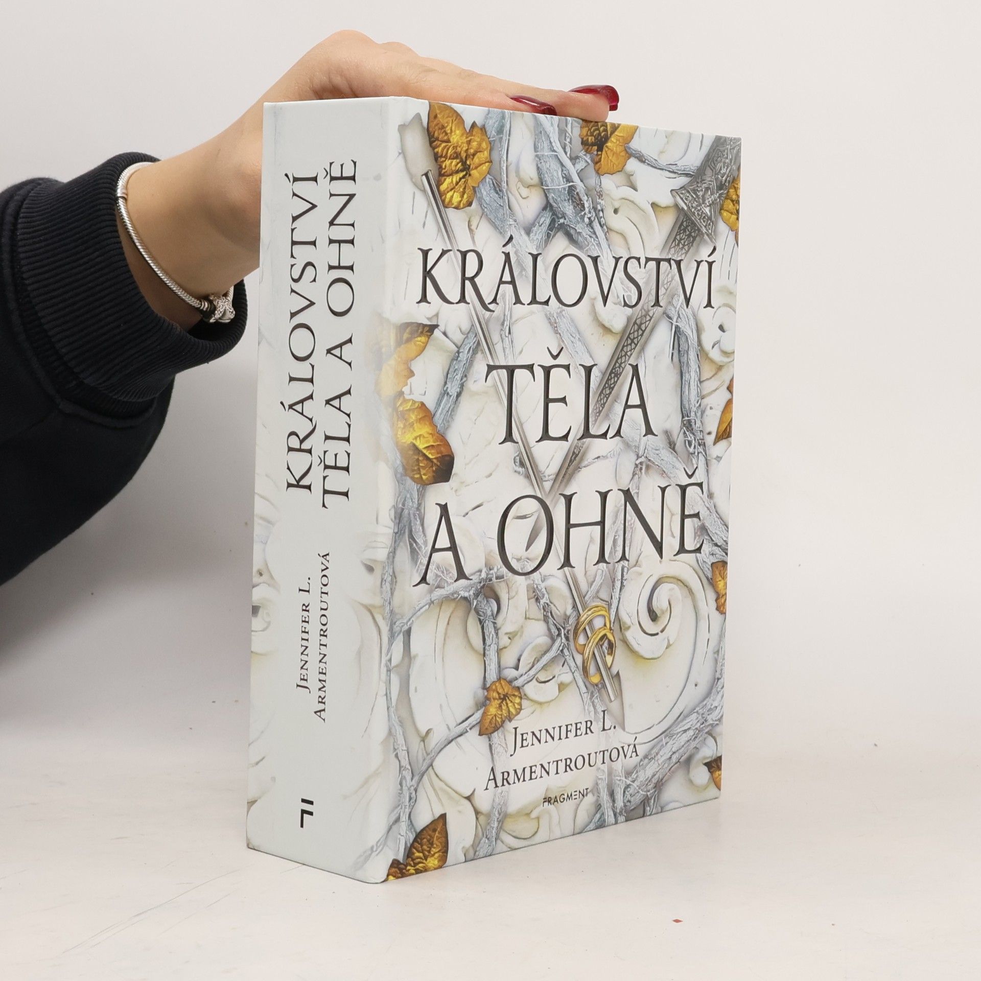 Jennifer Armentrout Království těla a ohně