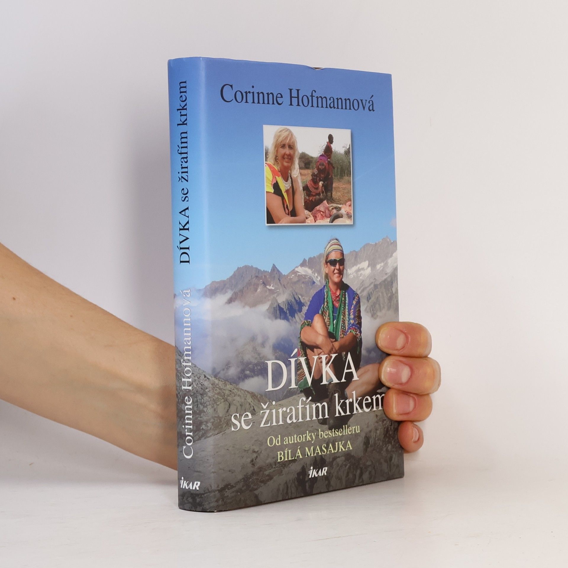 Corinne Hofmann Dívka se žirafím krkem