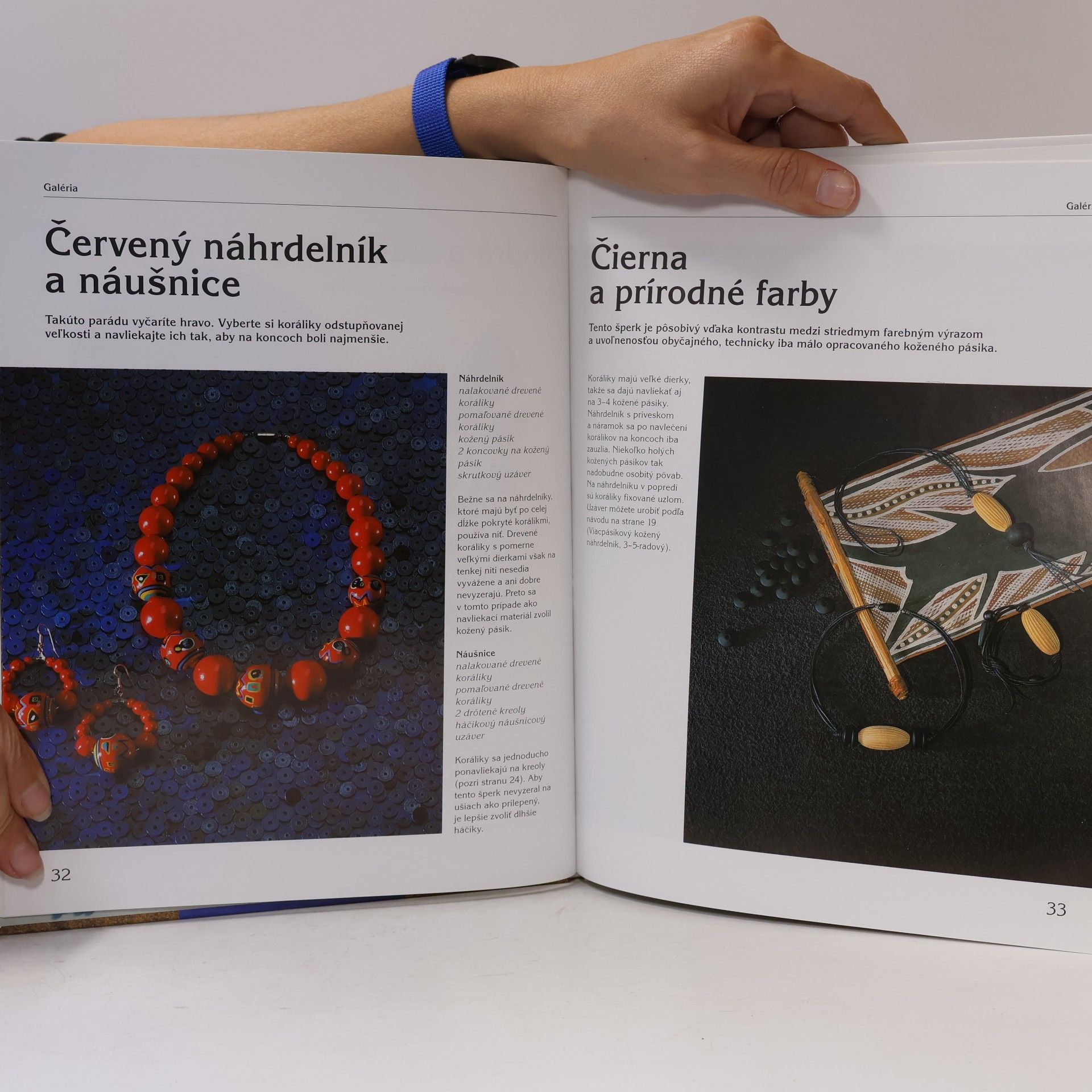 Ursula Grabner Originálne šperky z pestrých korálikov