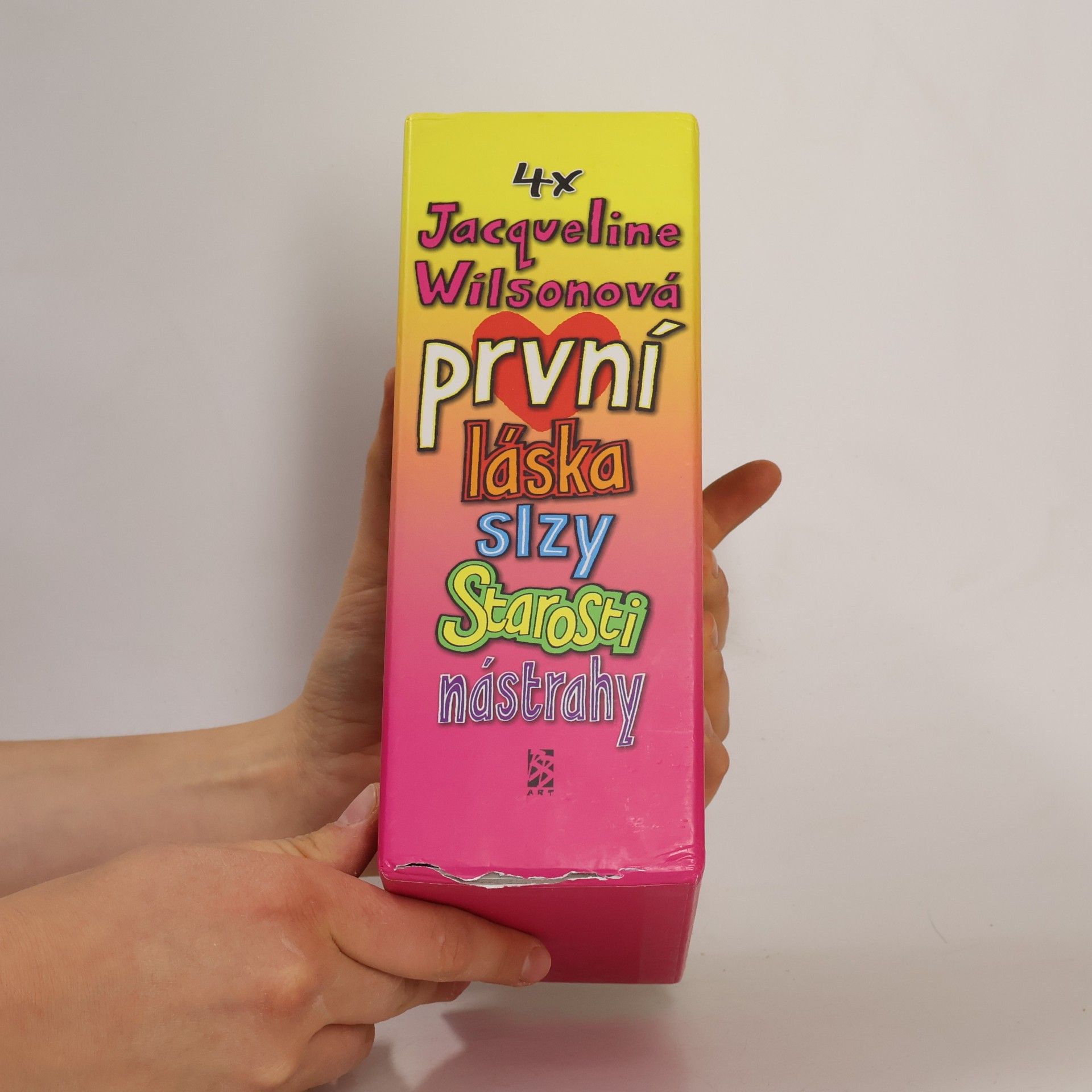 Jacqueline Wilson První láska, starosti, nástrahy, slzy