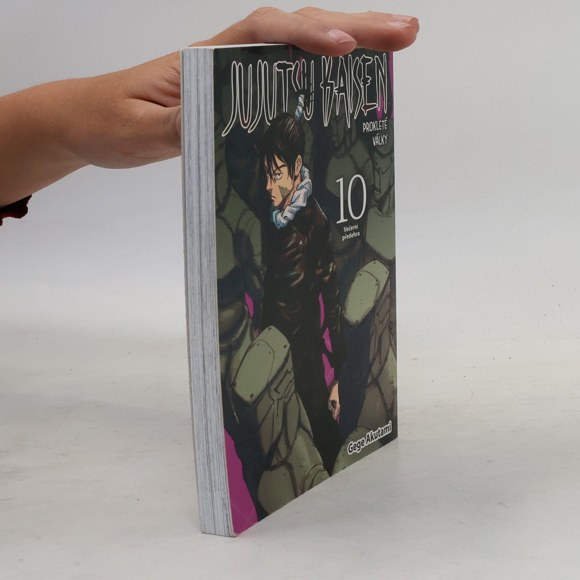 Gege Akutami Jujutsu kaise. Prokleté války 10