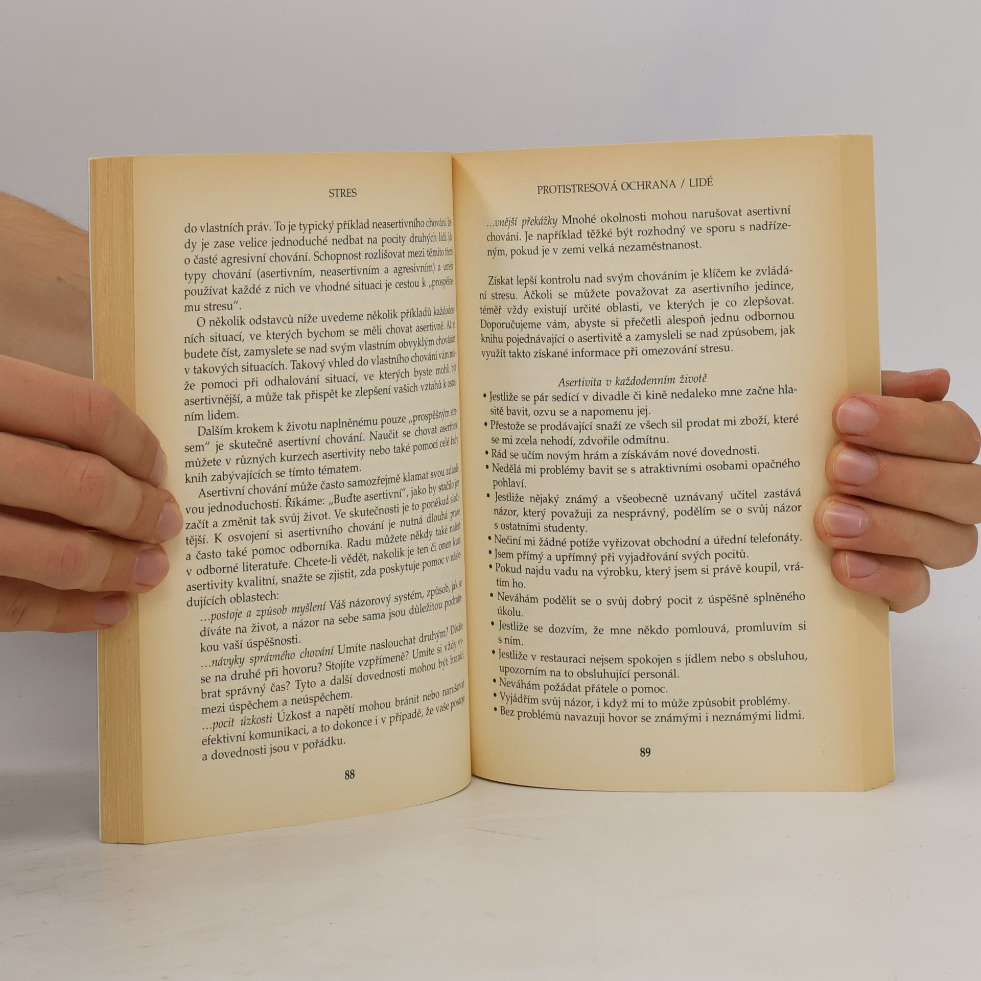Edmond W. Boenisch Stres. Přehledné testy a návody, jak zvládat stres