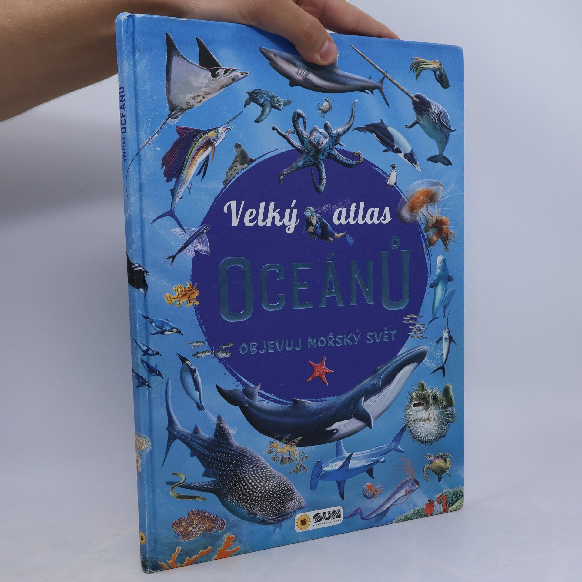 Barbora Kalvodová Velký atlas oceánů : objevuj mořský svět