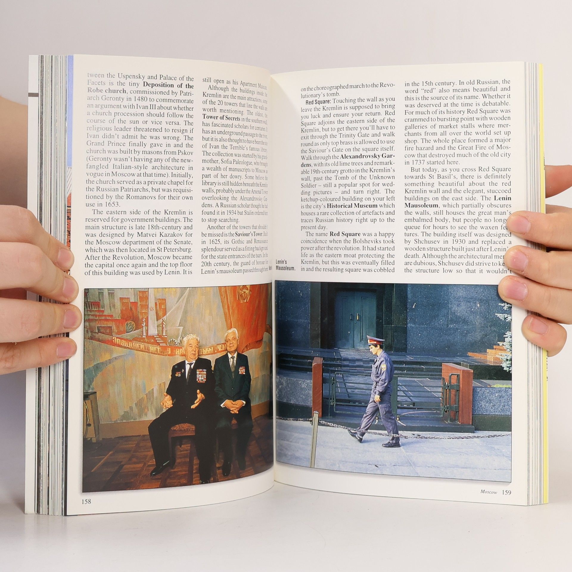 Anna Benn Insight Guide Russia