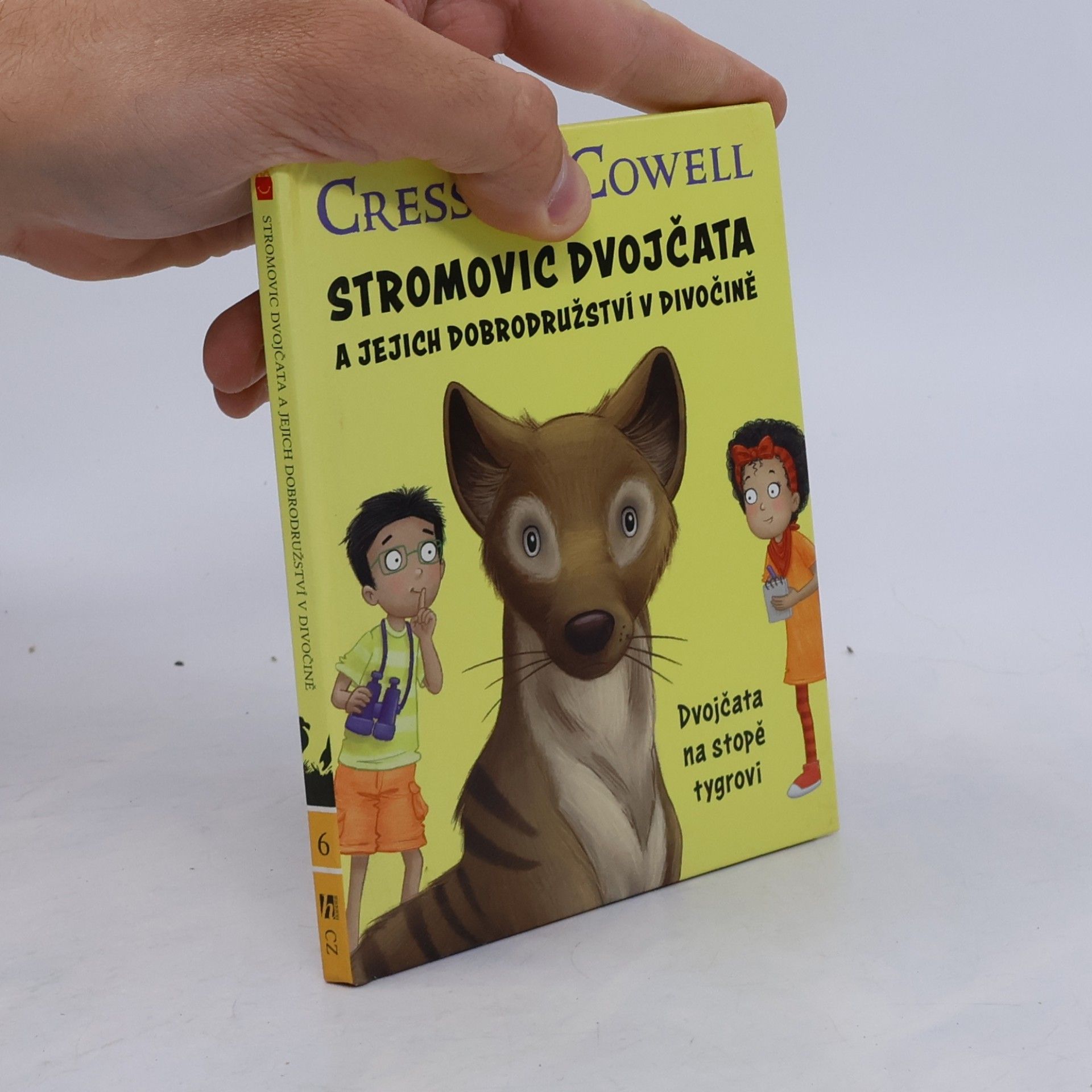 Cressida Cowell Stromovic dvojčata a jejich dobrodružství v divočině. Dvojčata na stopě tygrovi