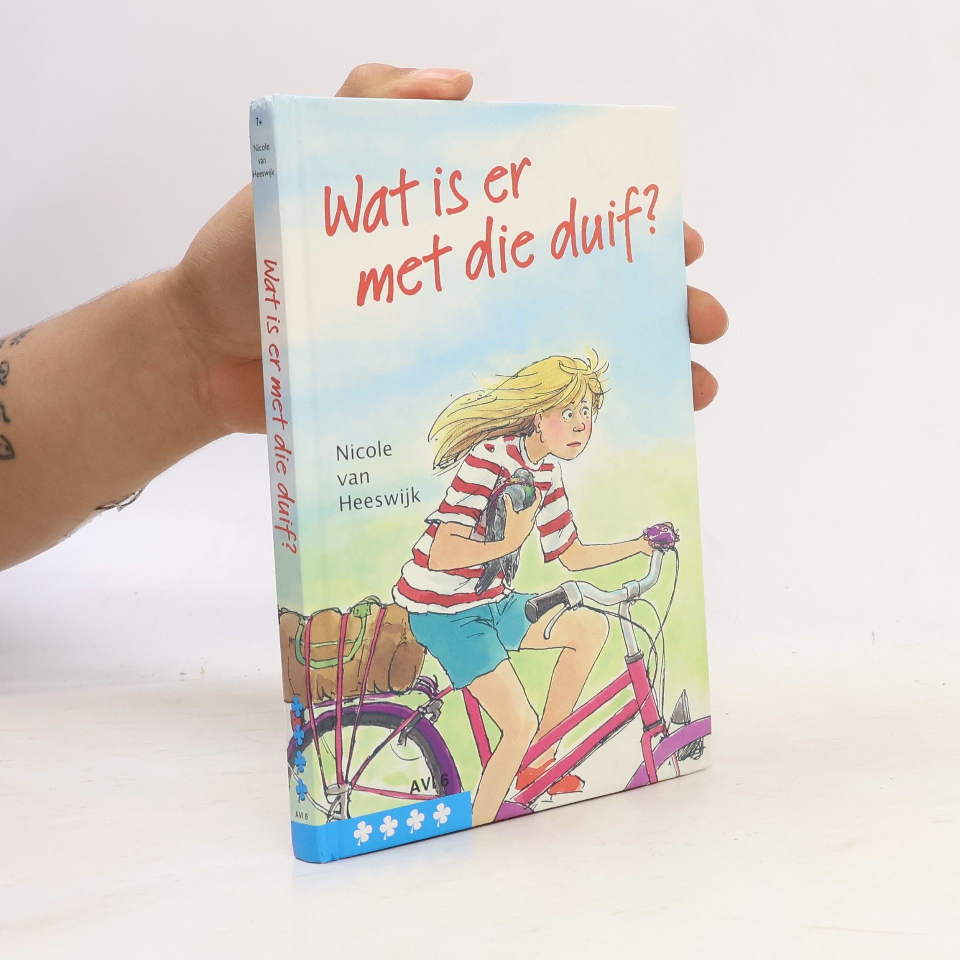 Nicole van Heeswijk Klavertje vier: Wat is er met die duif?
