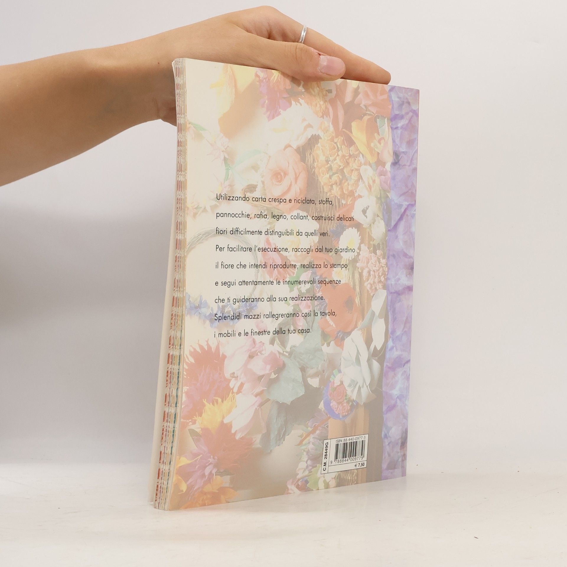 Wilma Strabello Bellini Il nuovo libro dei fiori di carta e non solo