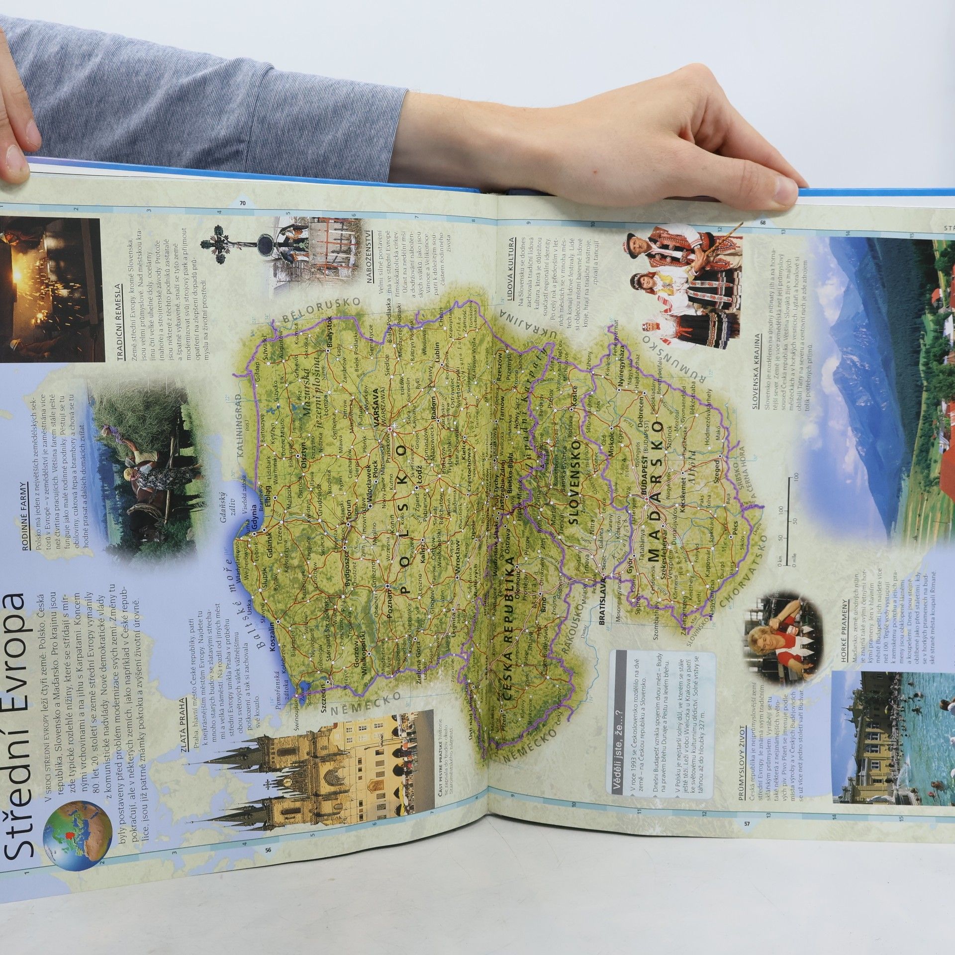 Simon Adams Atlas světa pro děti