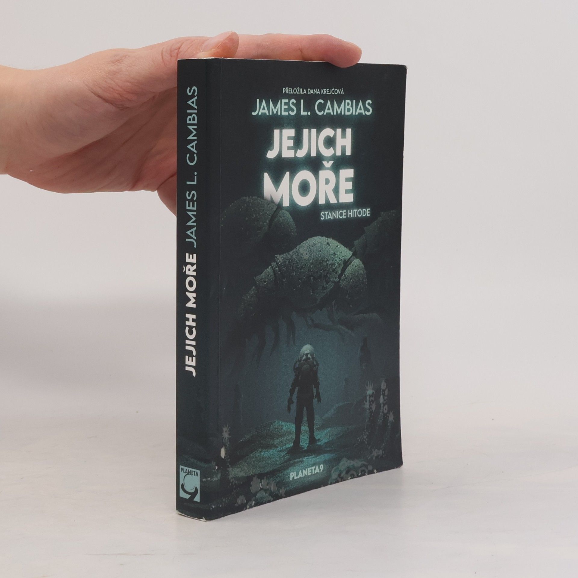 James L. Cambias Jejich moře
