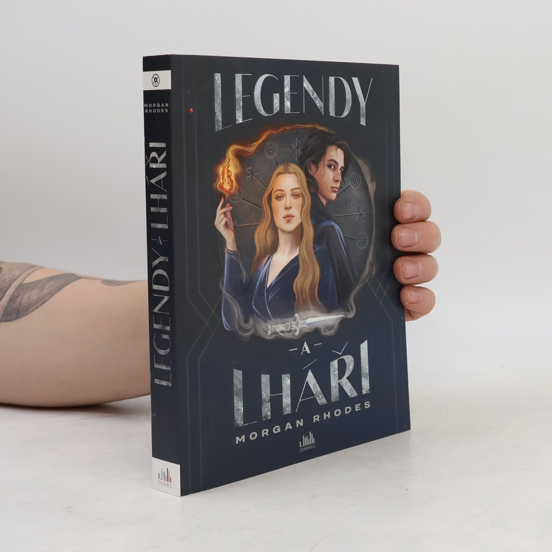 Morgan Rhodes Legendy a lháři