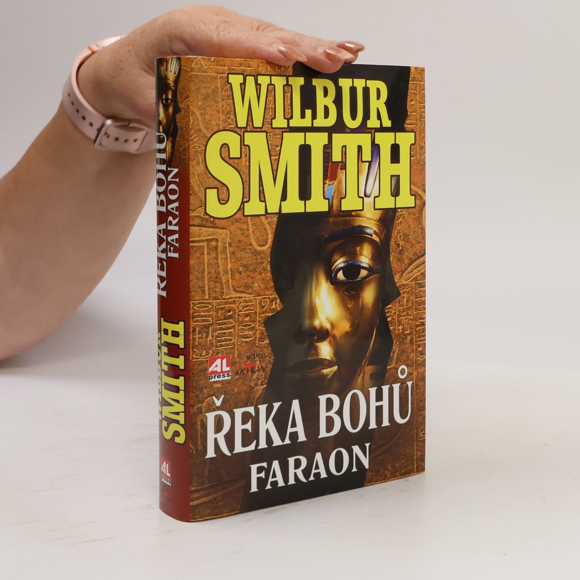 Wilbur Smith Řeka bohů 6. Faraon