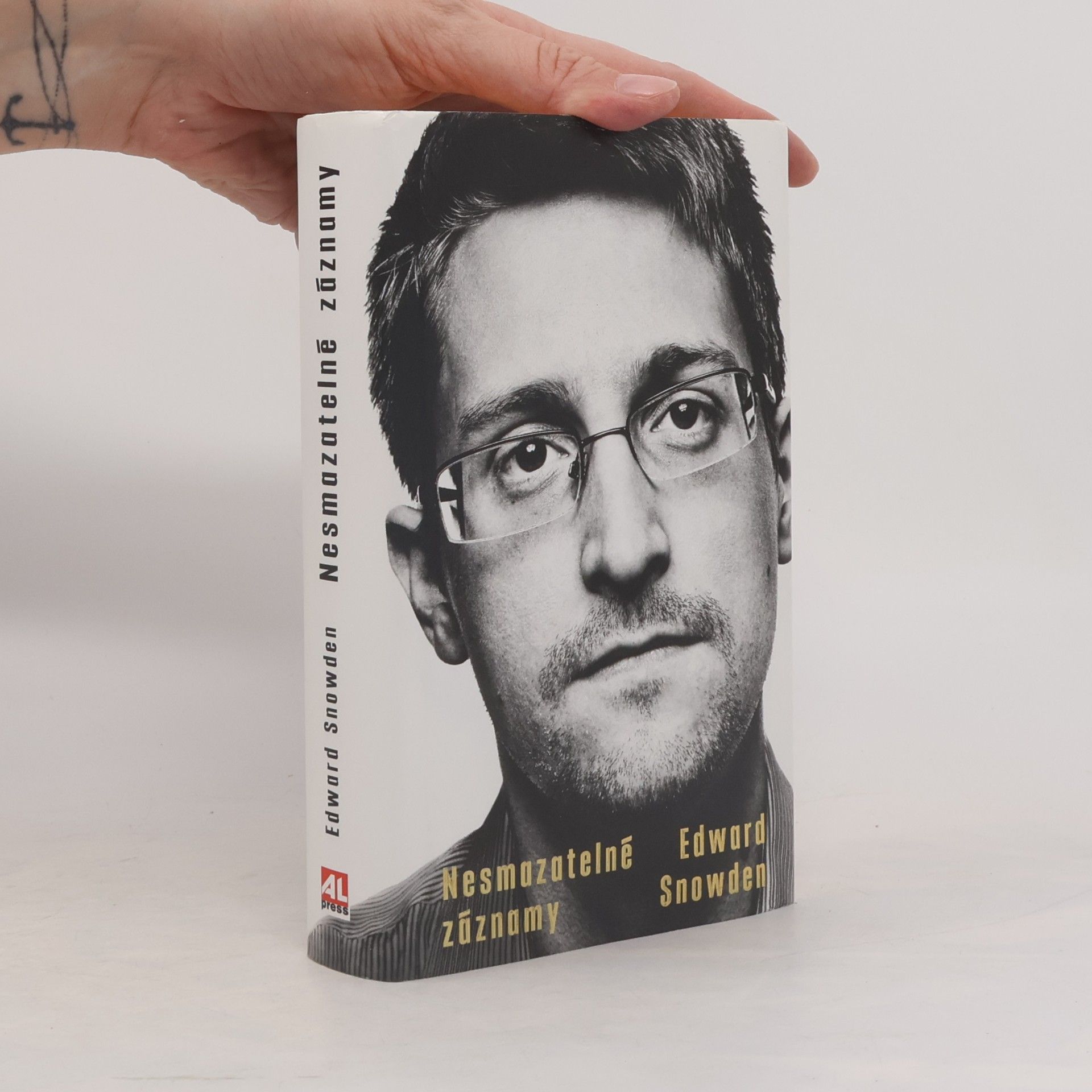 Edward Snowden Nesmazatelné záznamy