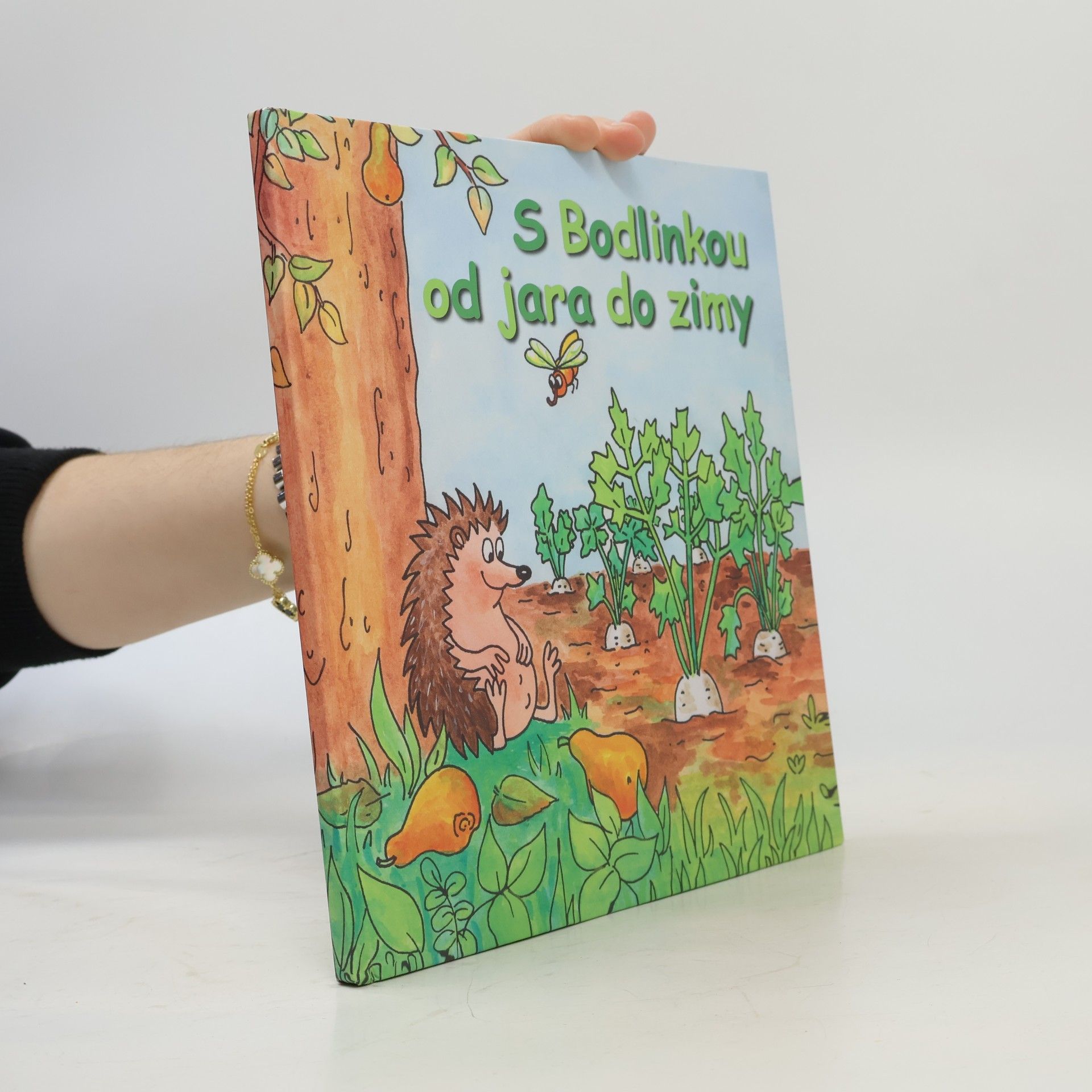 Manuela Jung S Bodlinkou od jara do zimy