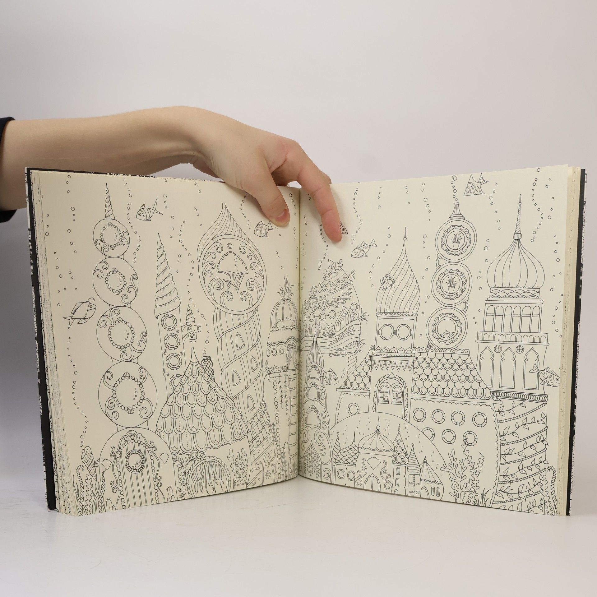 Johanna Basford Oceano Perdido - Livro de Colorir e Caça ao Tesouro Antiestresse