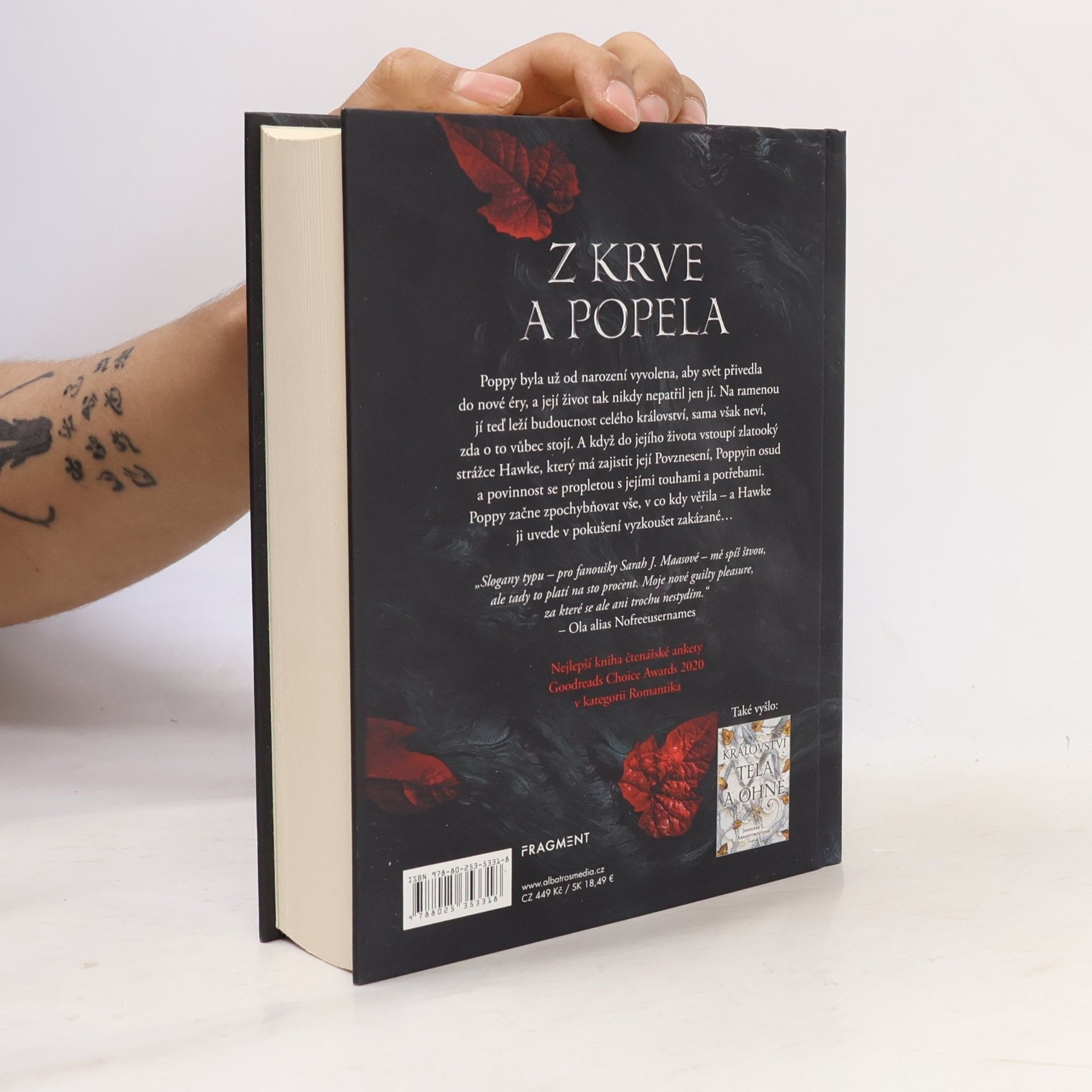 Jennifer Armentrout Z krve a popela