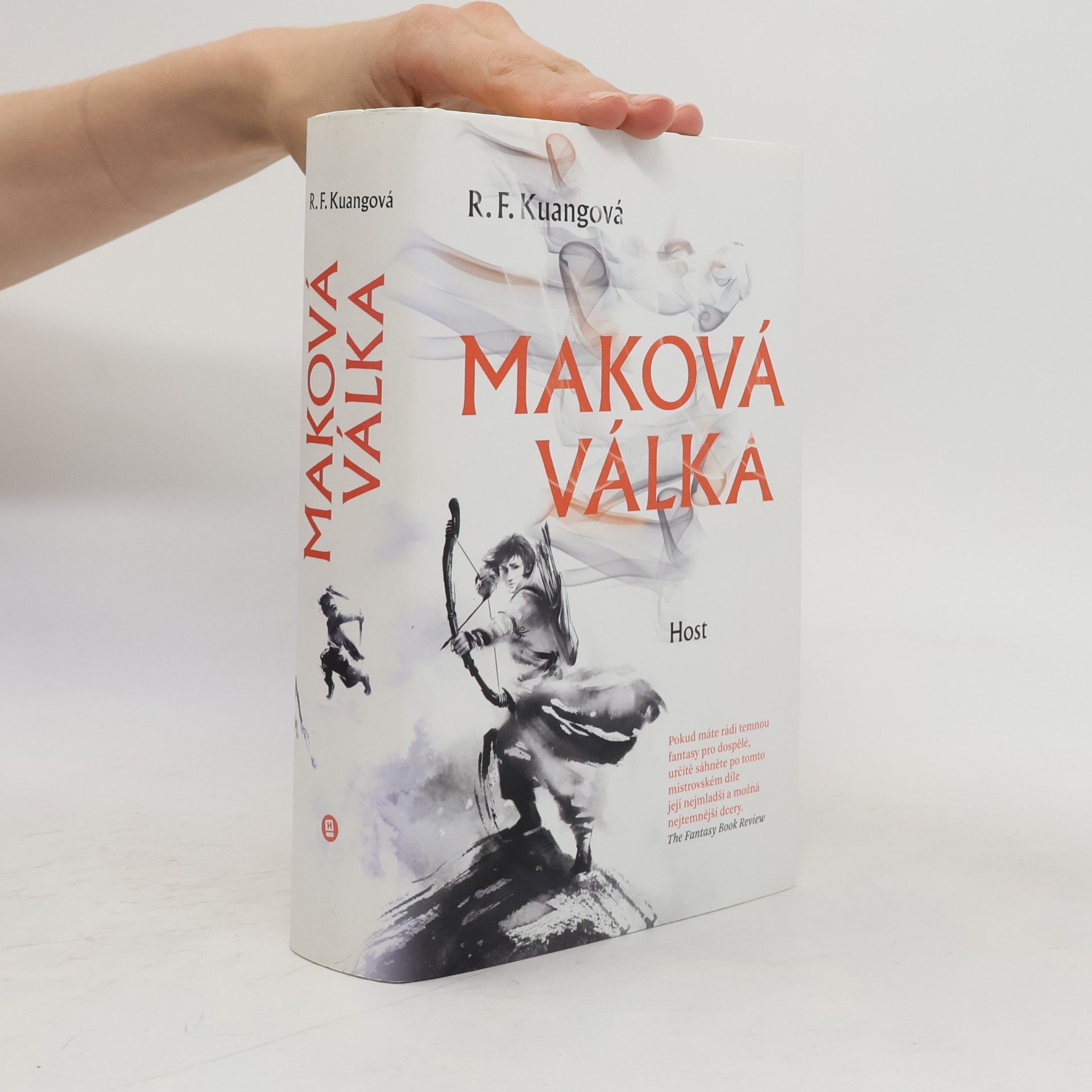 Rebecca Kuang Maková válka