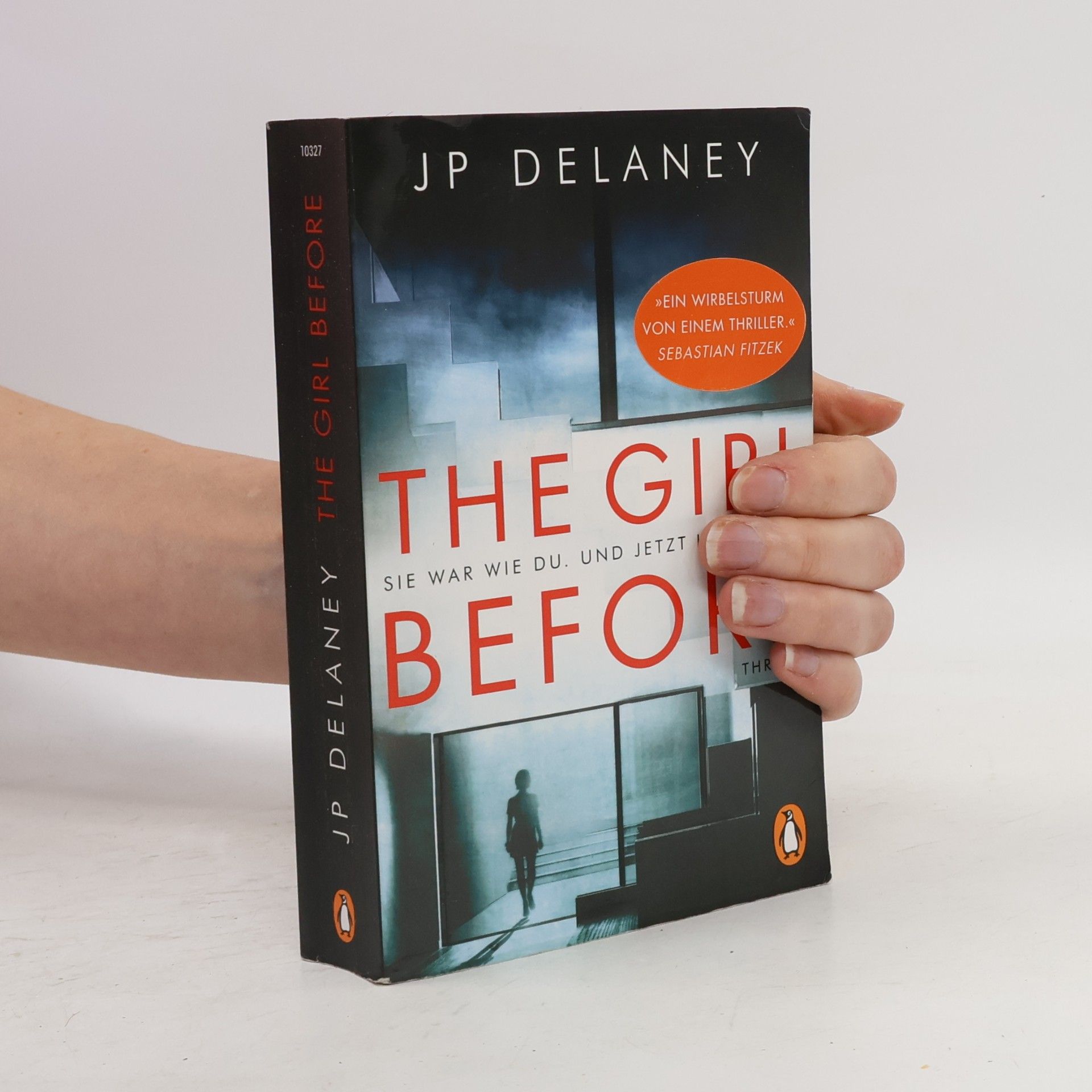 The girl before