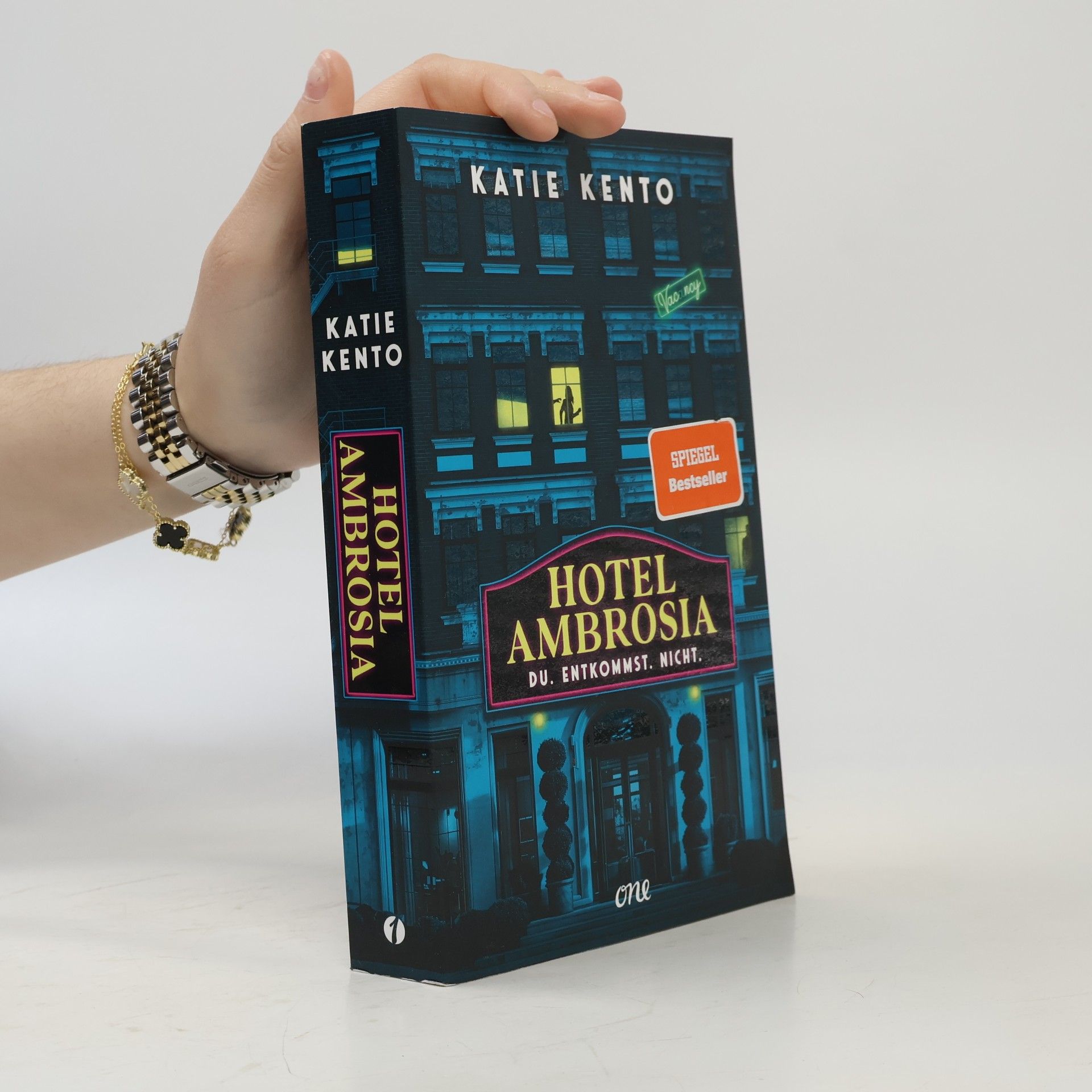 Katie Kento Hotel Ambrosia