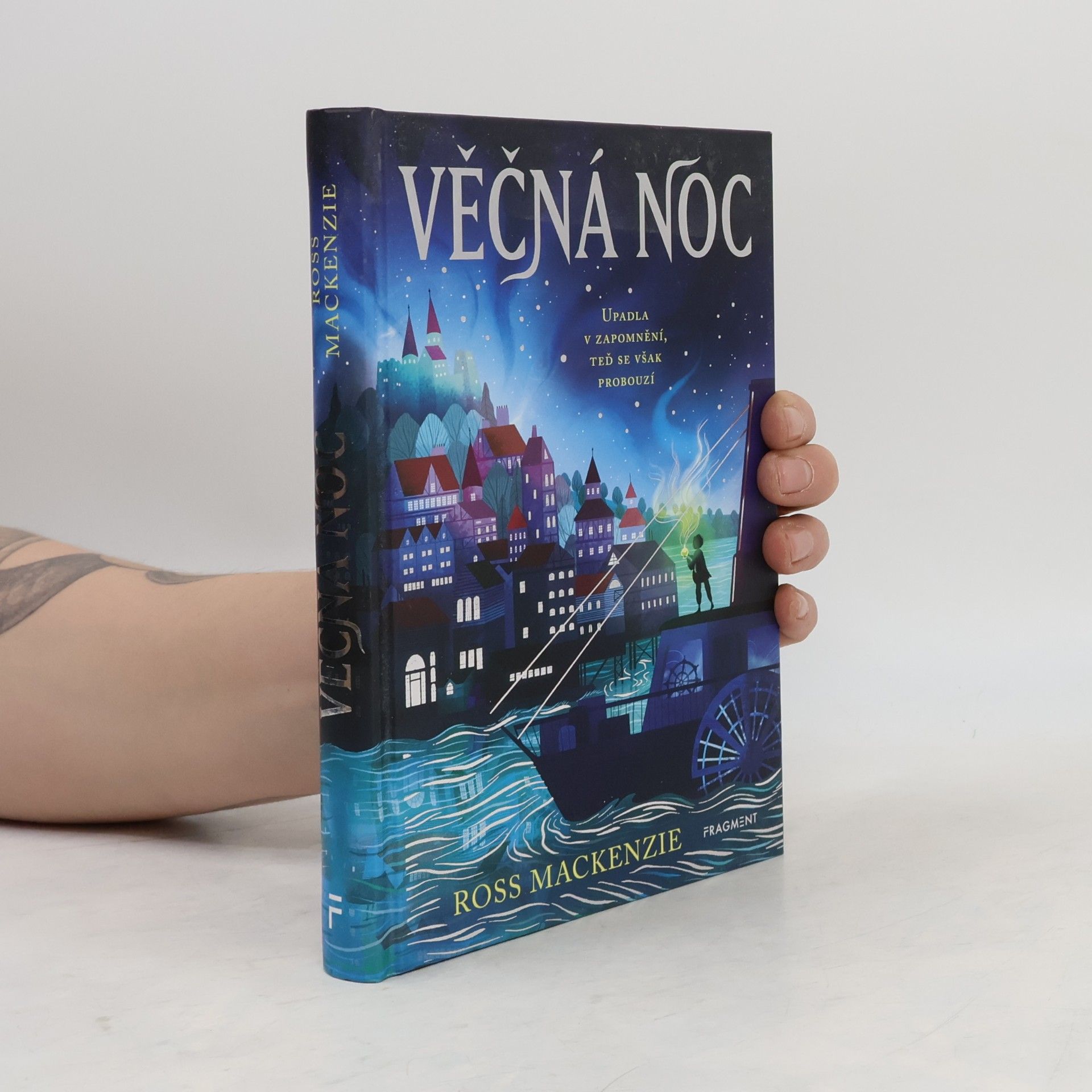 Ross MacKenzie Věčná noc