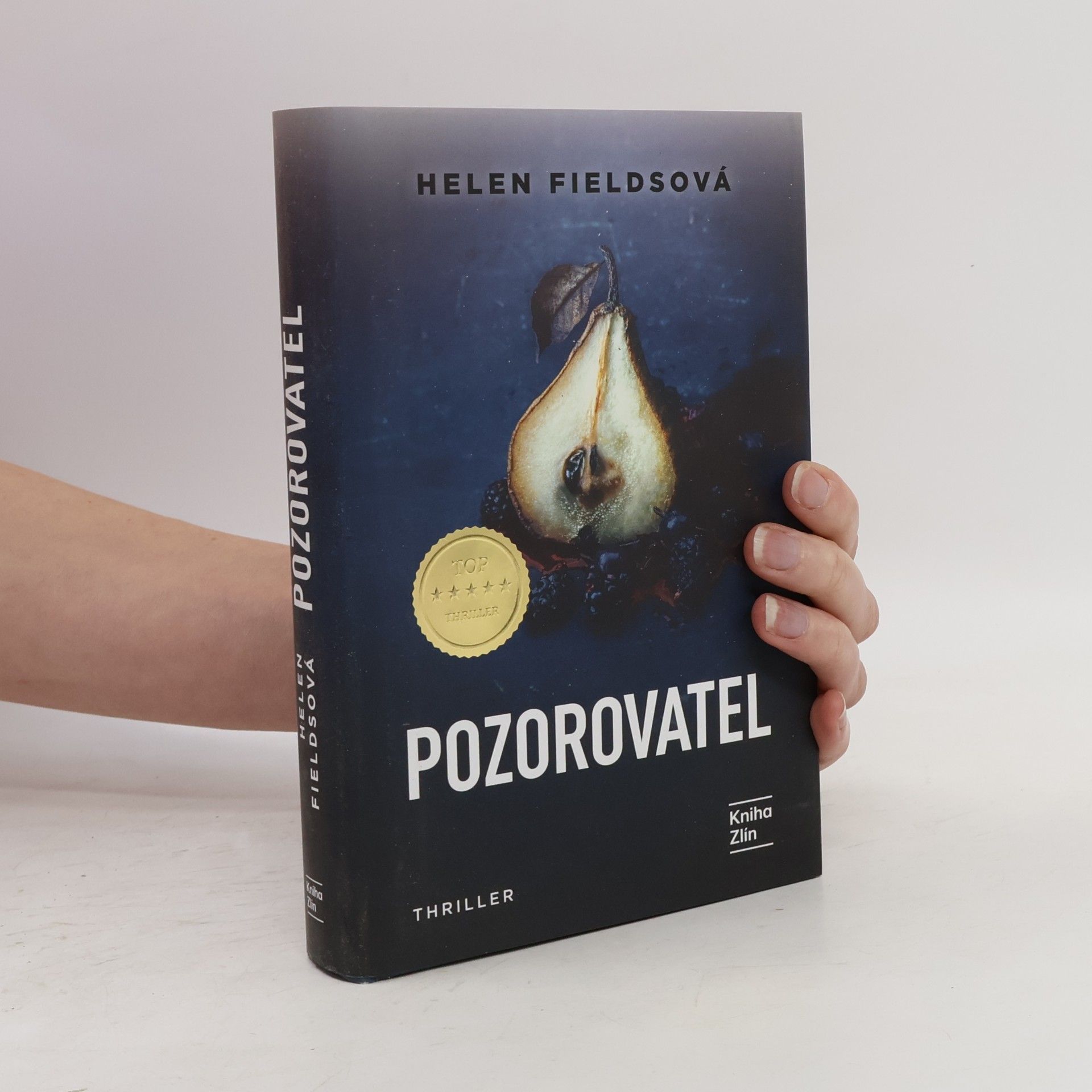 Helen Fields Pozorovatel