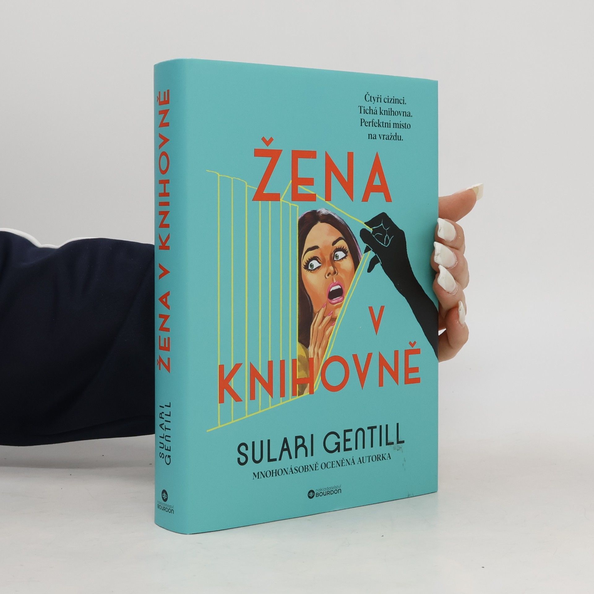 Gentill Sulari Žena v knihovně